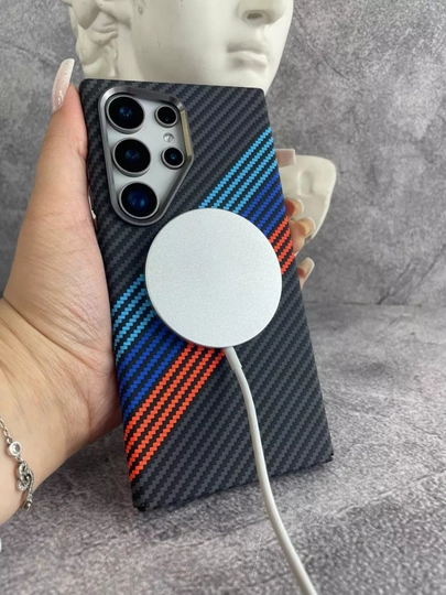 Чехол Карбон для Samsung Galaxy S22 , S23 Ultra, S24 Ultra, S25 Ultra, S26 Ultra с Magsafe