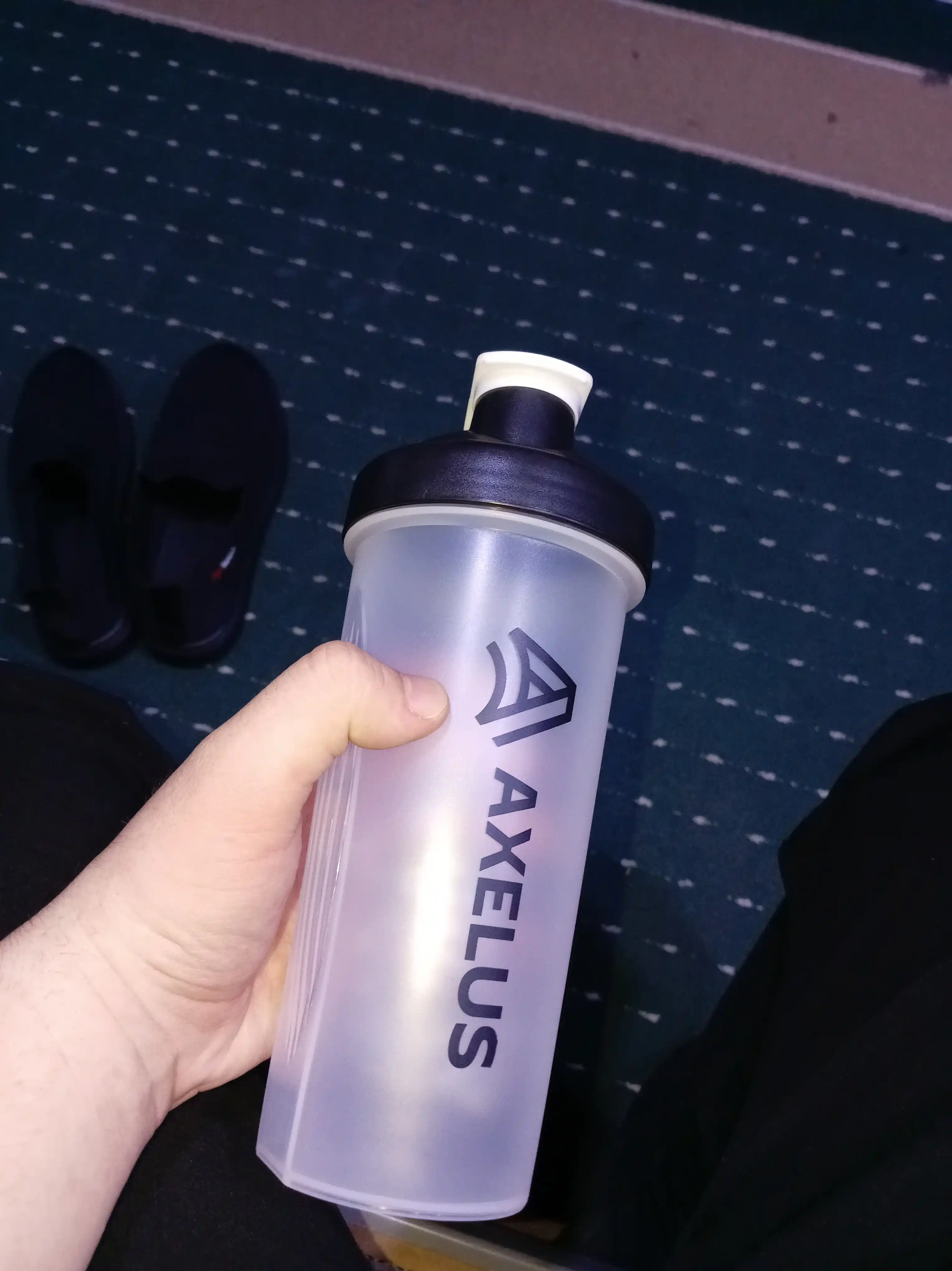 Sheyker, shaker suv shisha, sport idish, geyner, oqsil, protein, 600 ml, uniseks