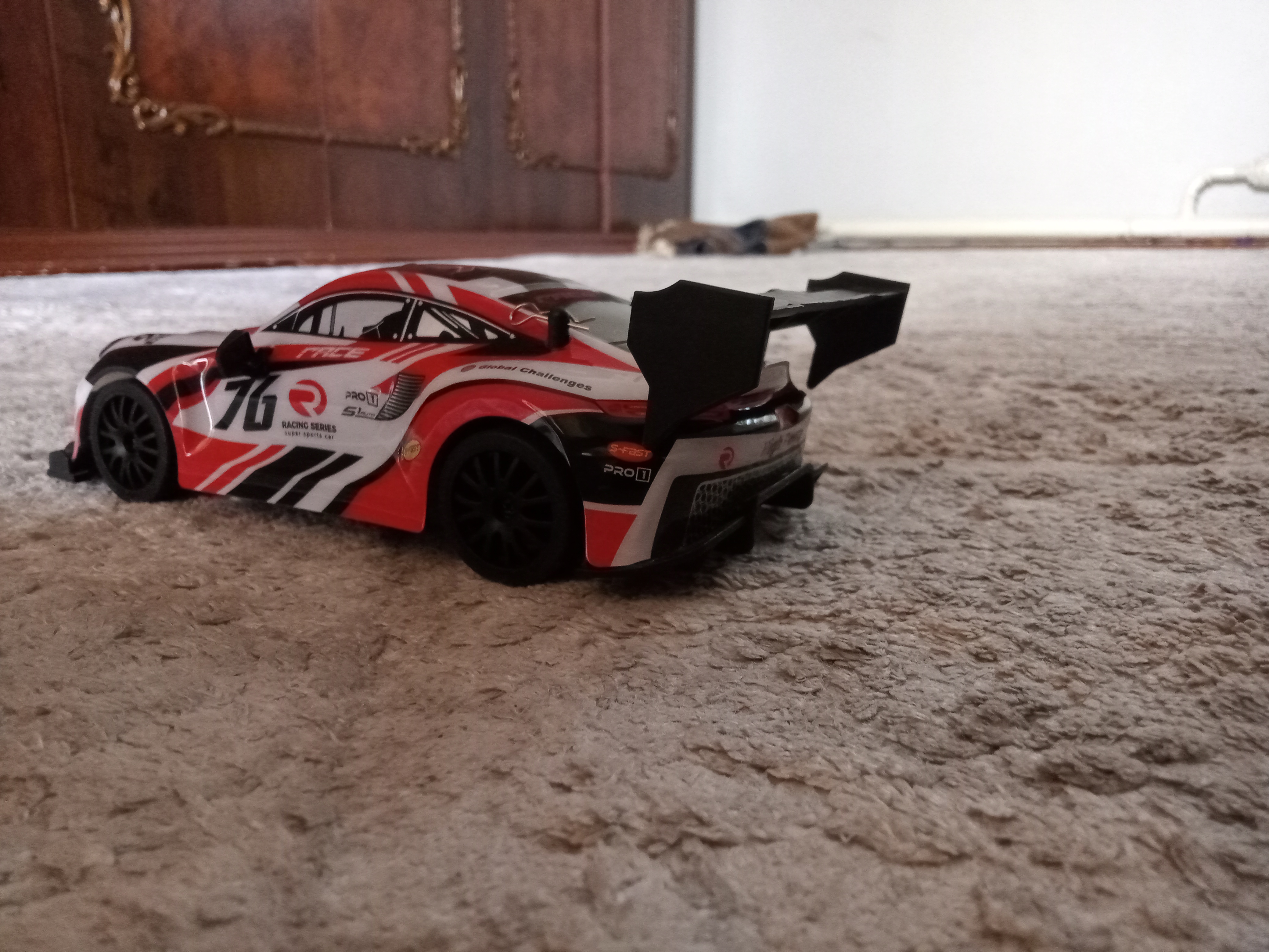 Дрифт-машинка RC 1:24 на пульте, 4WD, LED, Drift Car с комплектом, с высокой скоростью