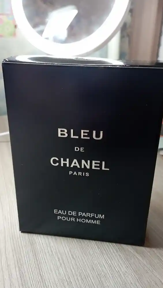 Erkaklar uchun parfyumlangan suvi, Bleu de, 100 ml