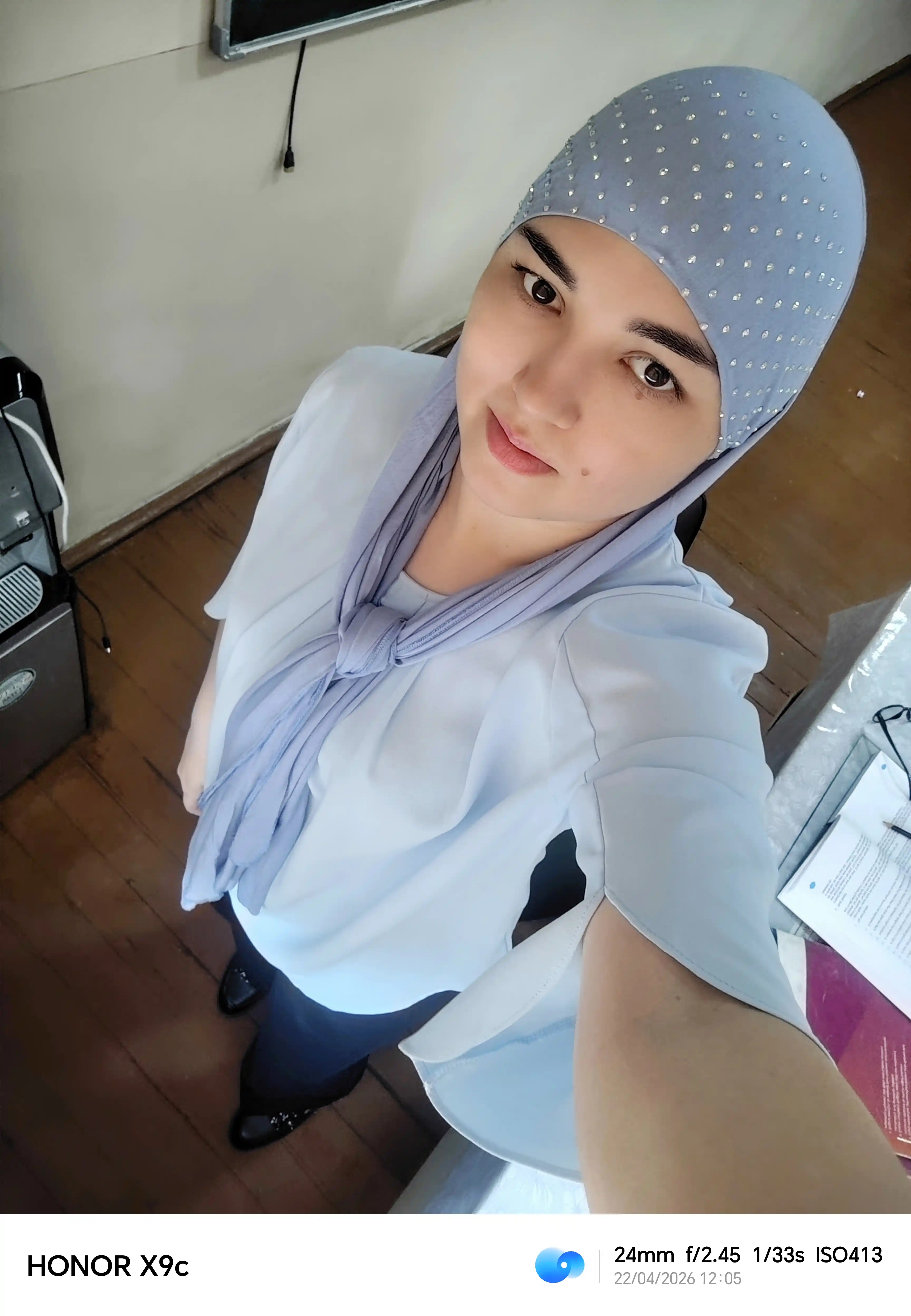 Ayollar bluzkasi