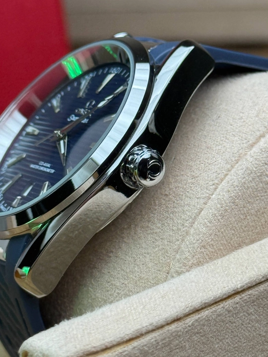 Erkaklar mexanik qo‘l soati, avtozavodli, Omega Seamaster uslubida