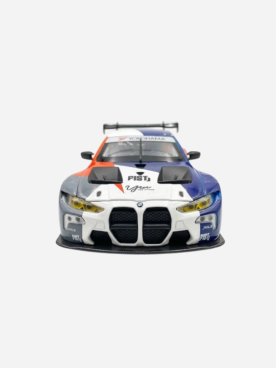 BMW M6 GT3 с LED подсветкой, коллекционная модель 1:24