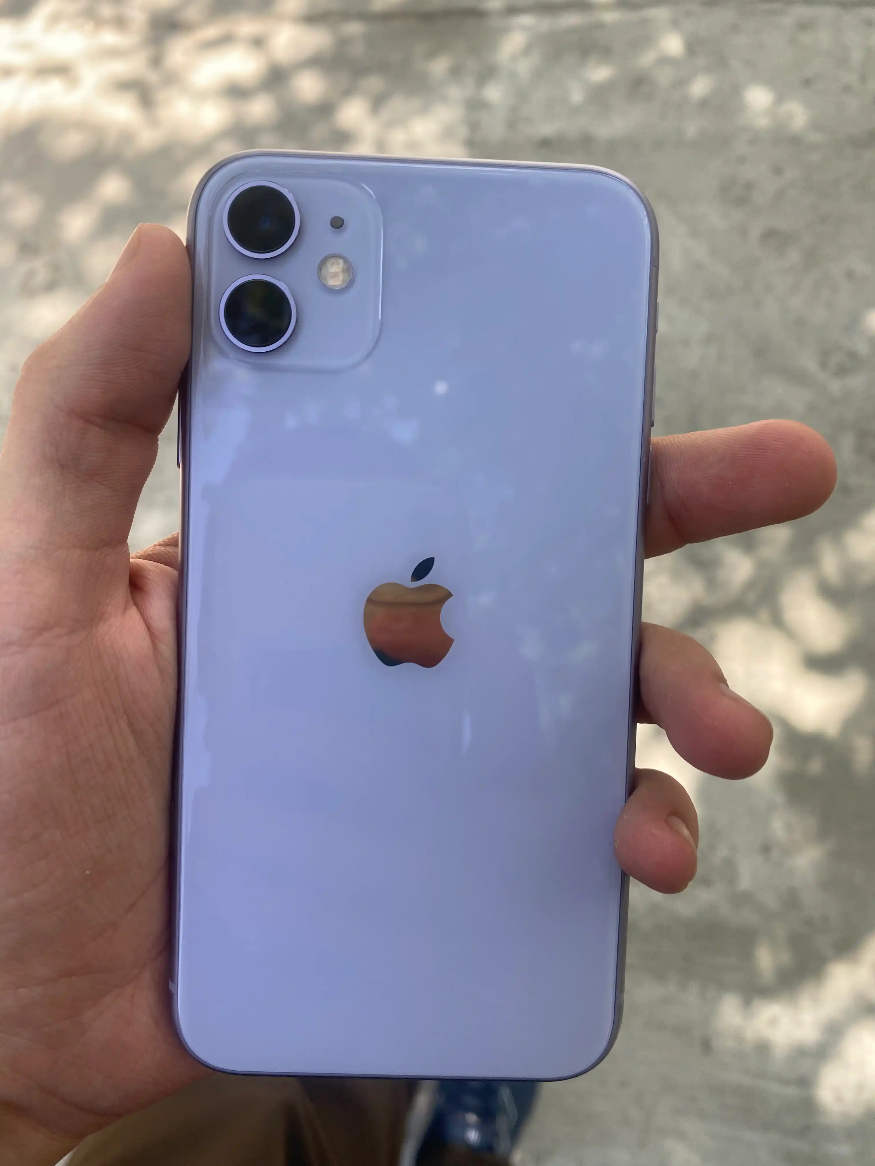 Smartfon Apple iPhone 11, 128,256 GB Sim+Esim, chexol va shisha sovg'a sifatida