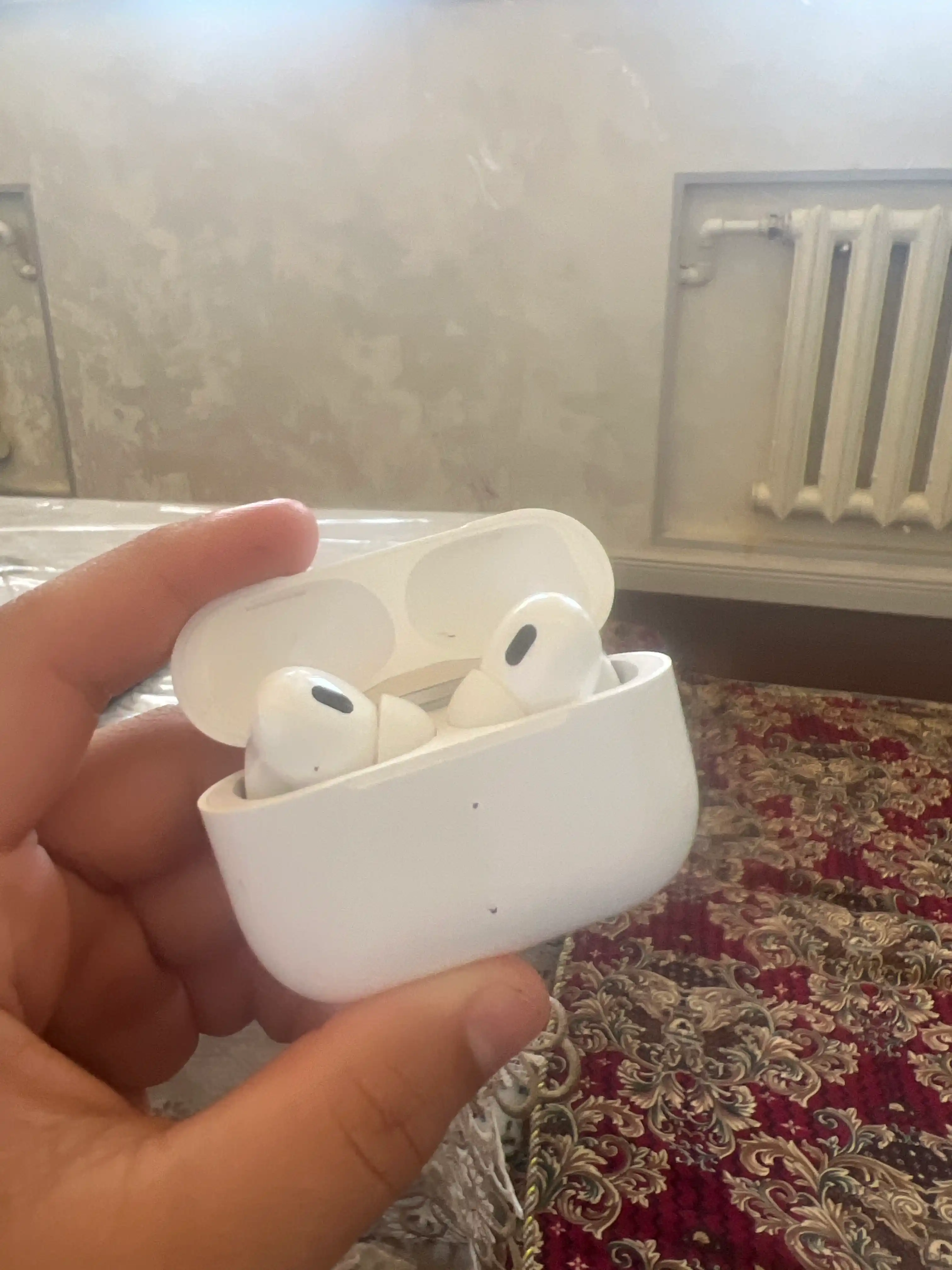 Simsiz quloqchinlar TWS A100 Pro 2 in 1 vakuum qistirmalar va g‘ilof