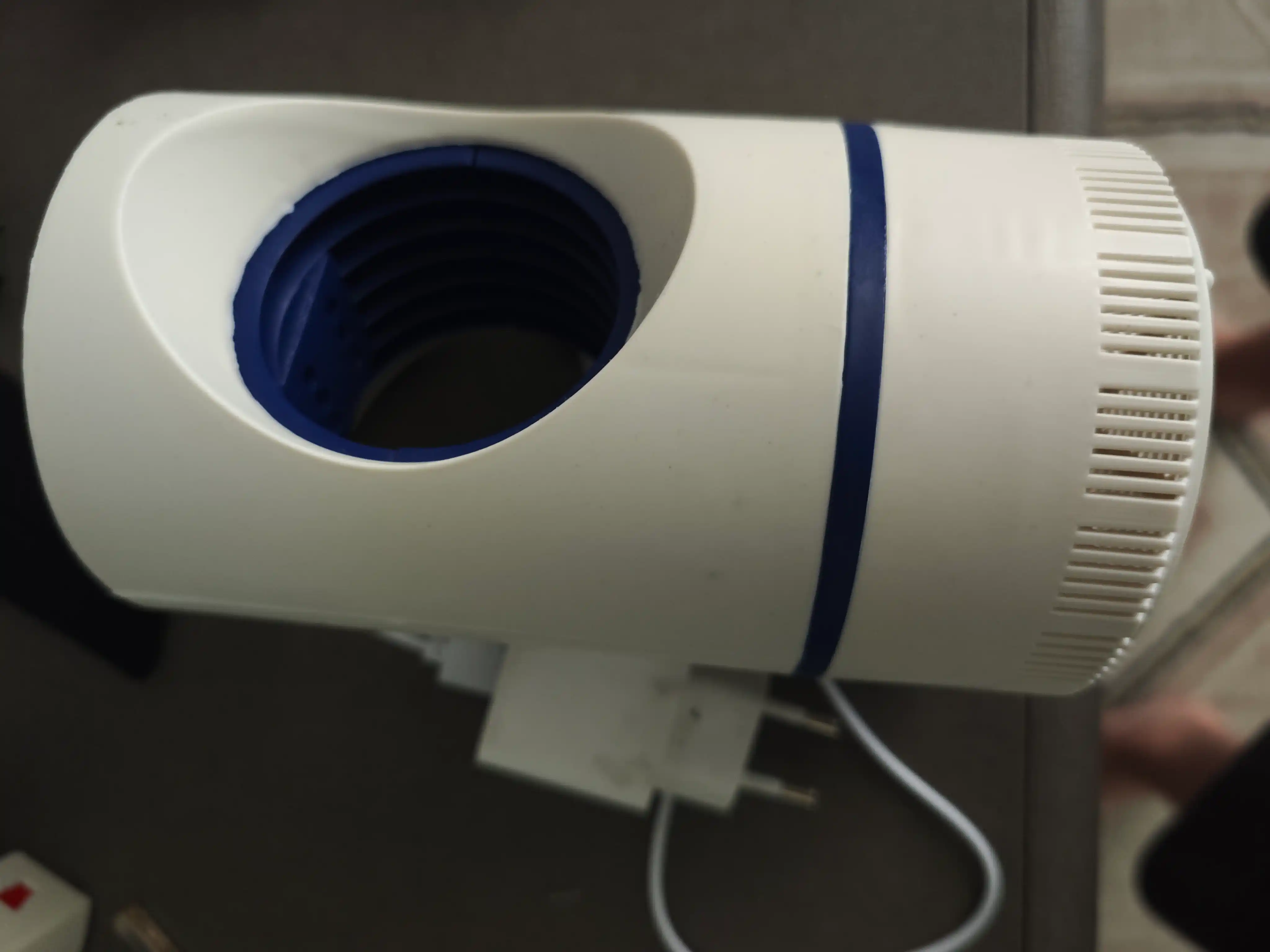 Ловушка для комаров электрическая с LED подсветкой и вентилятором, бесшумная, без химии