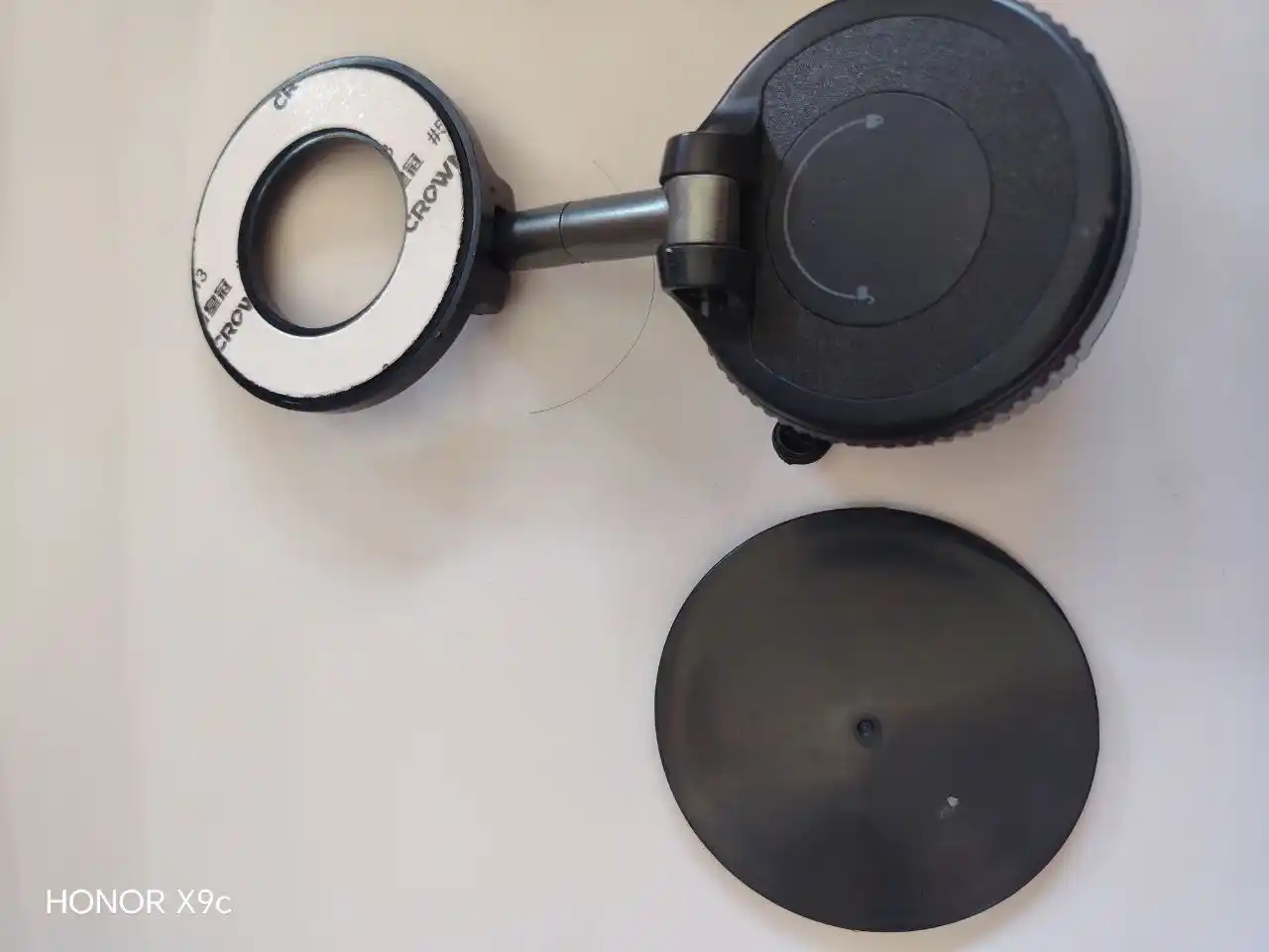 Avtomobil uchun magnit vakumli telefon ushlagichi Magsafe bilan 360 darajali, prisoskali