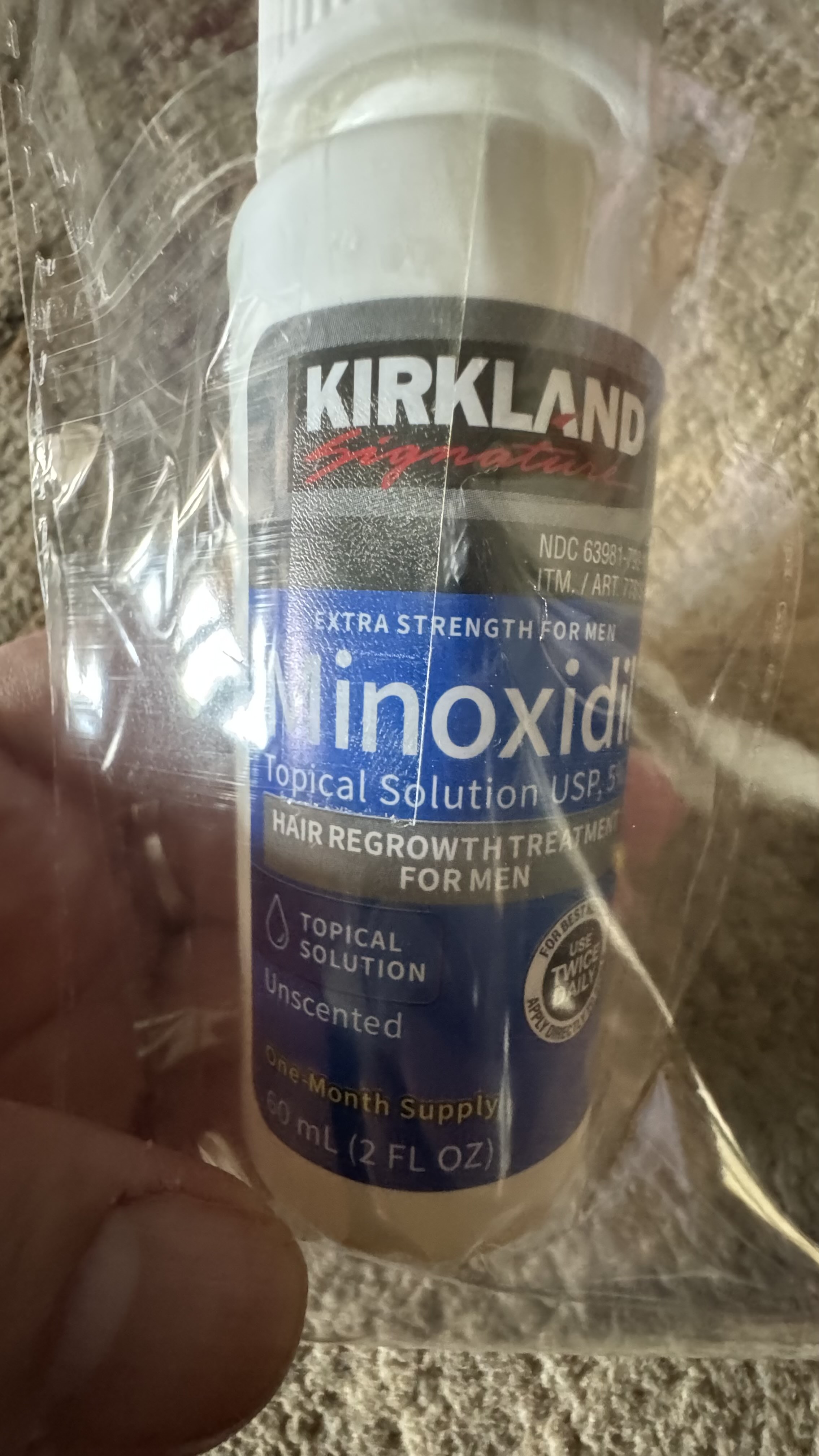 Soch va soqol o'stirish uchun minoksidil Kirkland Minoxidil 5%, 60 ml