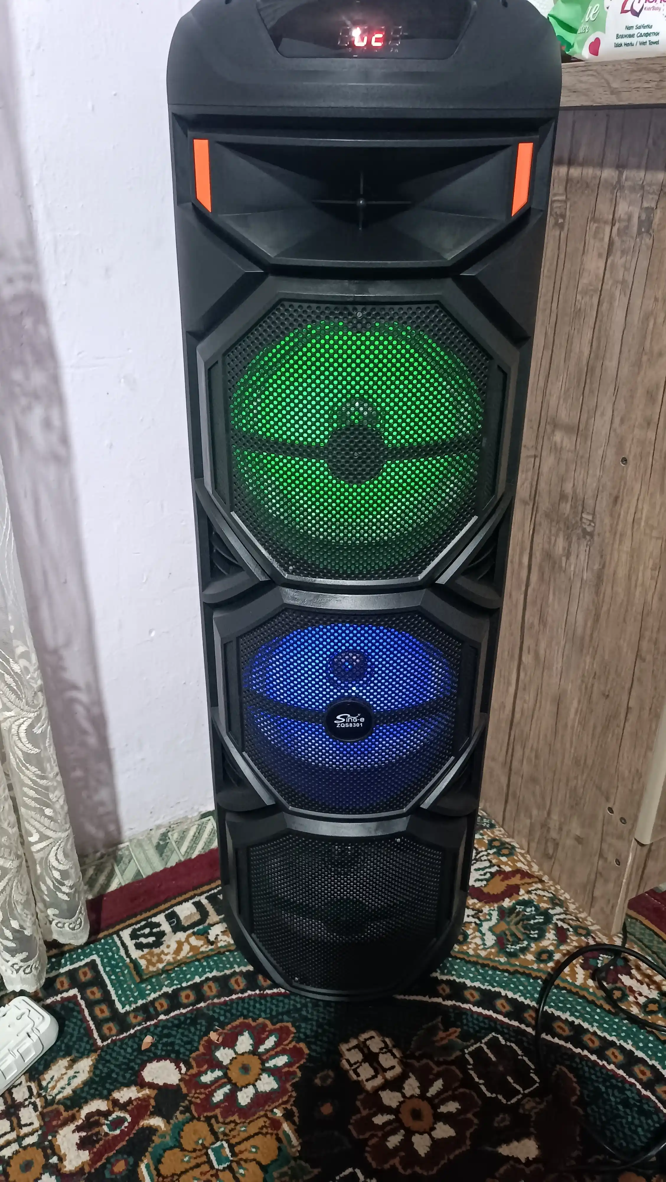 Katta Bluetooth simsiz karnay, karaoke, RGB yoritish, mikrofon va pult bilan