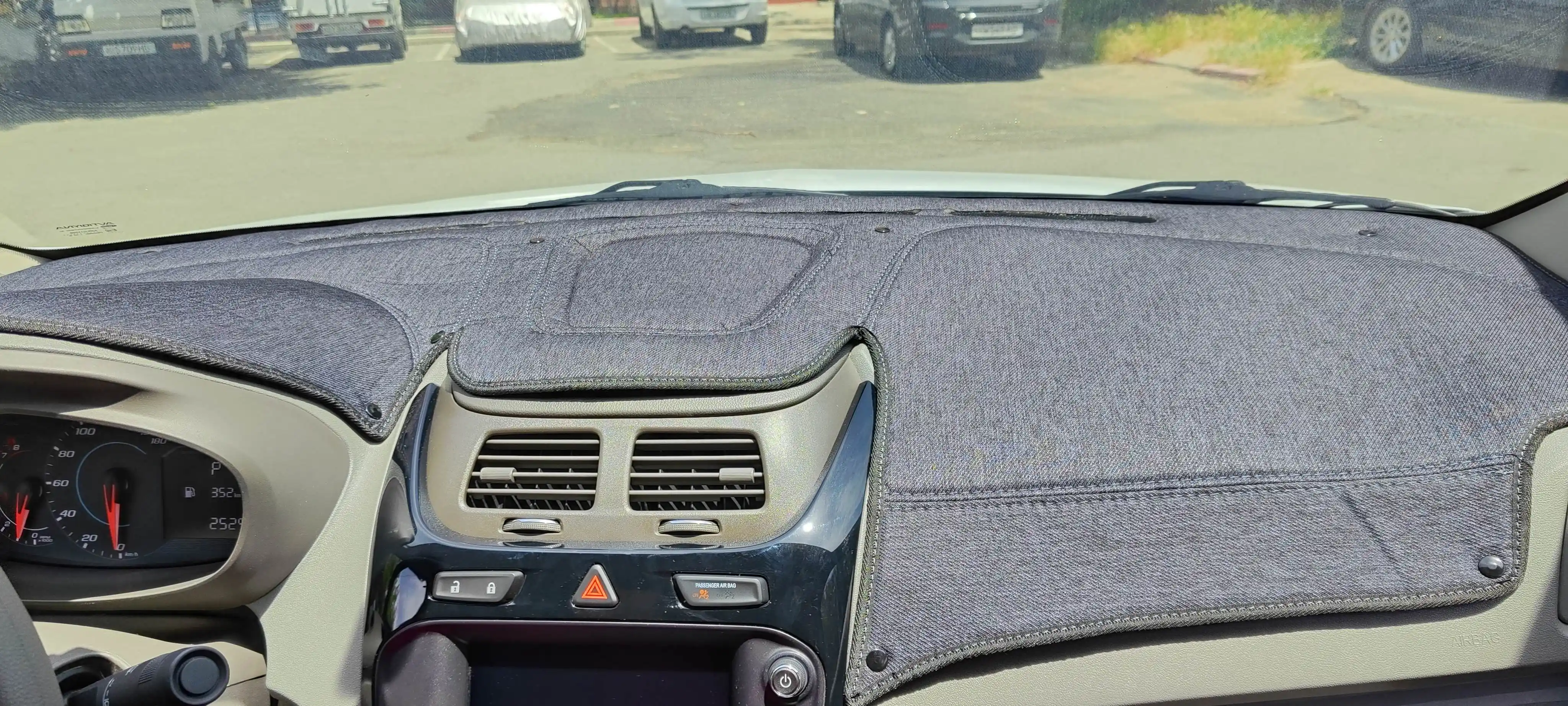 Джинсовые чехлы, коврики, накидки на торпеду автомобиля, Cobalt, Lacetti, Spark