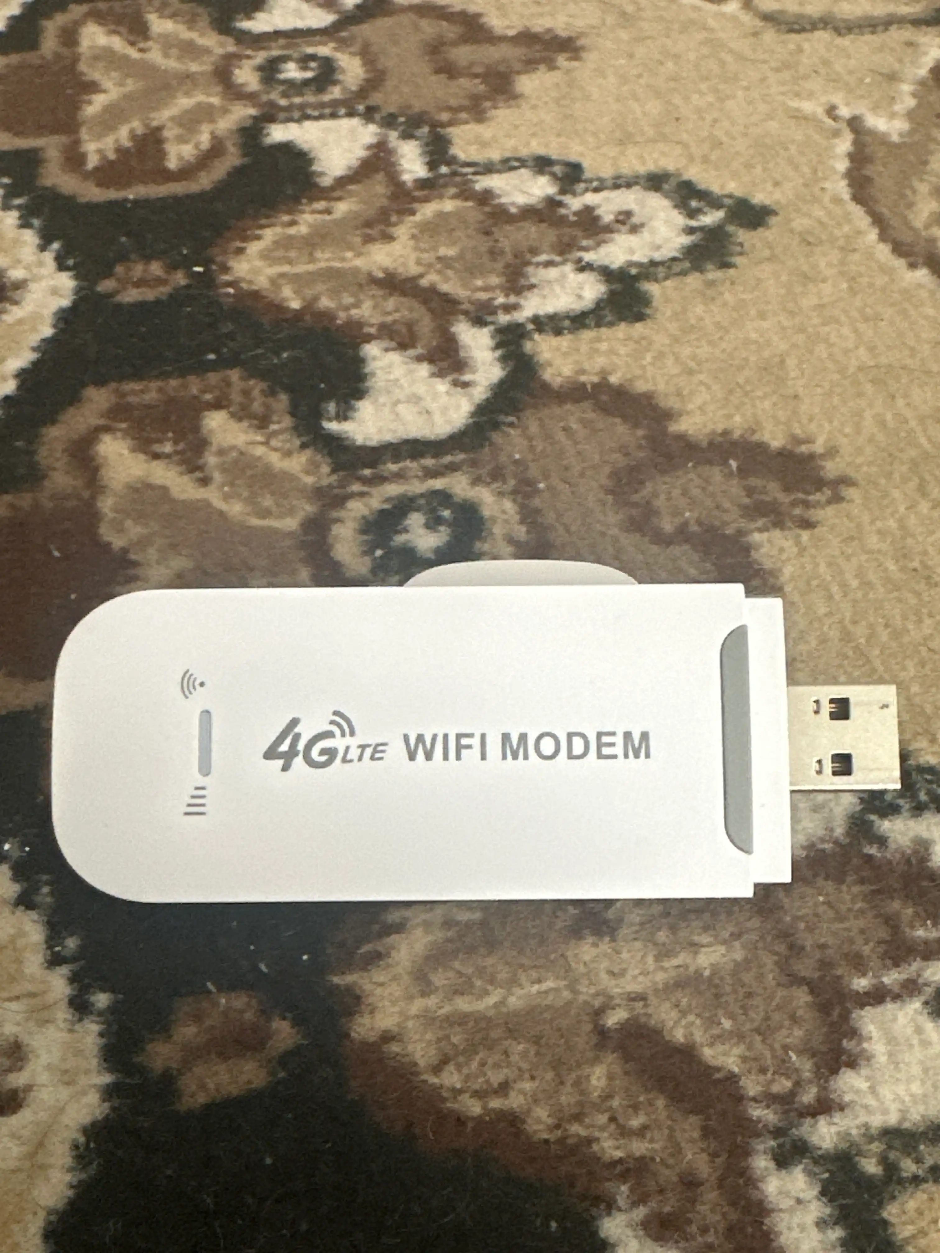 WI-FI модем с функциями роутера 4G LTE USB