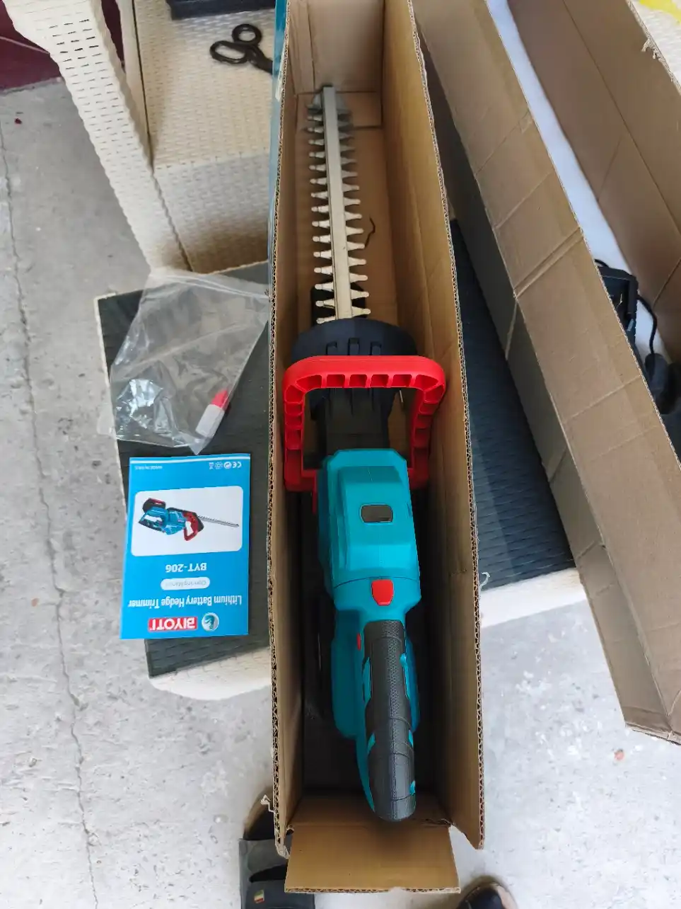 Trimmer , Akkumulyatorli  Kustorez , Buta kesgich , buta kesish uchun ,  Biyoti BYT-206