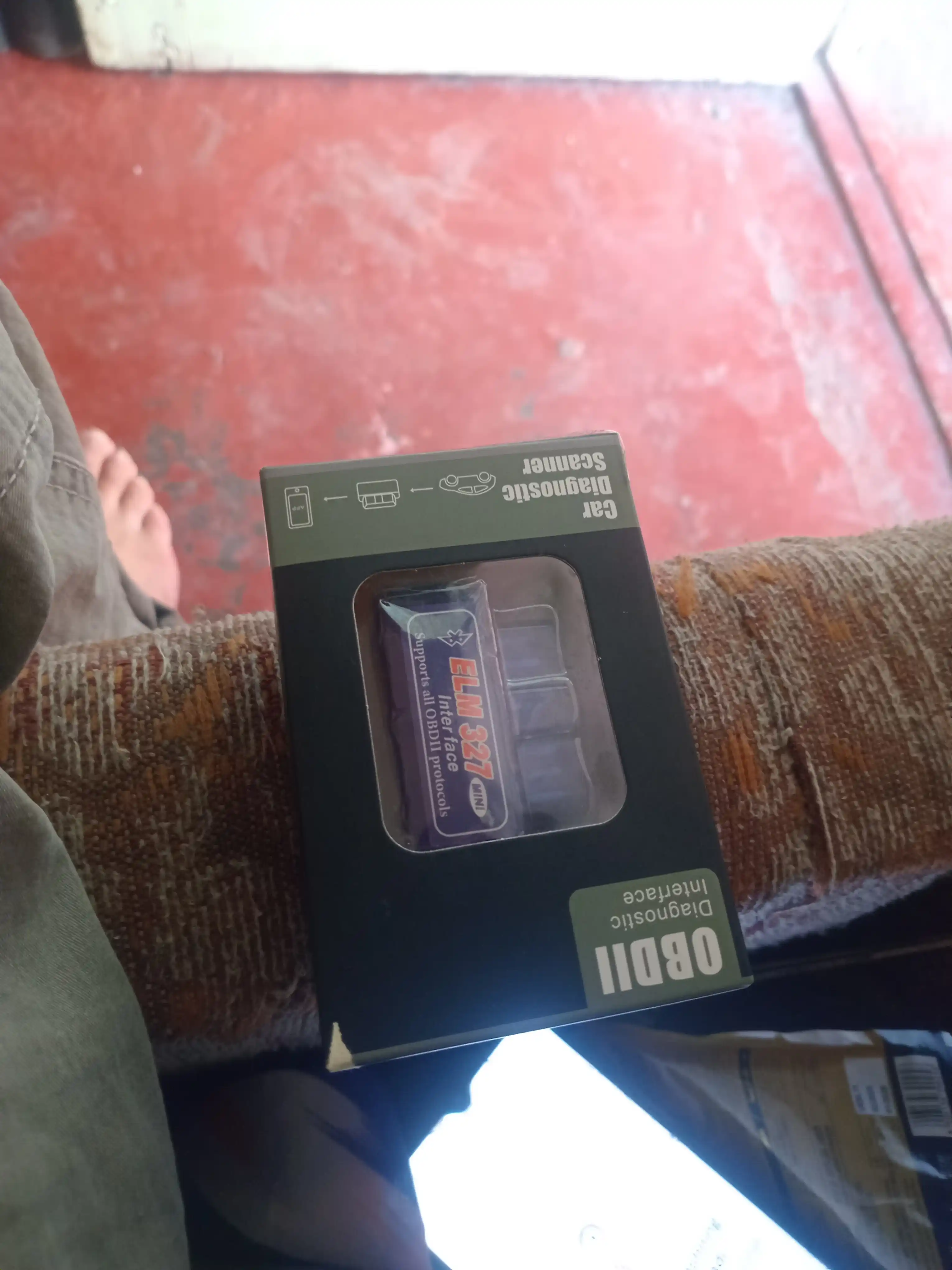 ELM327 v 1.5 Bluetooth OBD2 diagnostika avtoskaneri