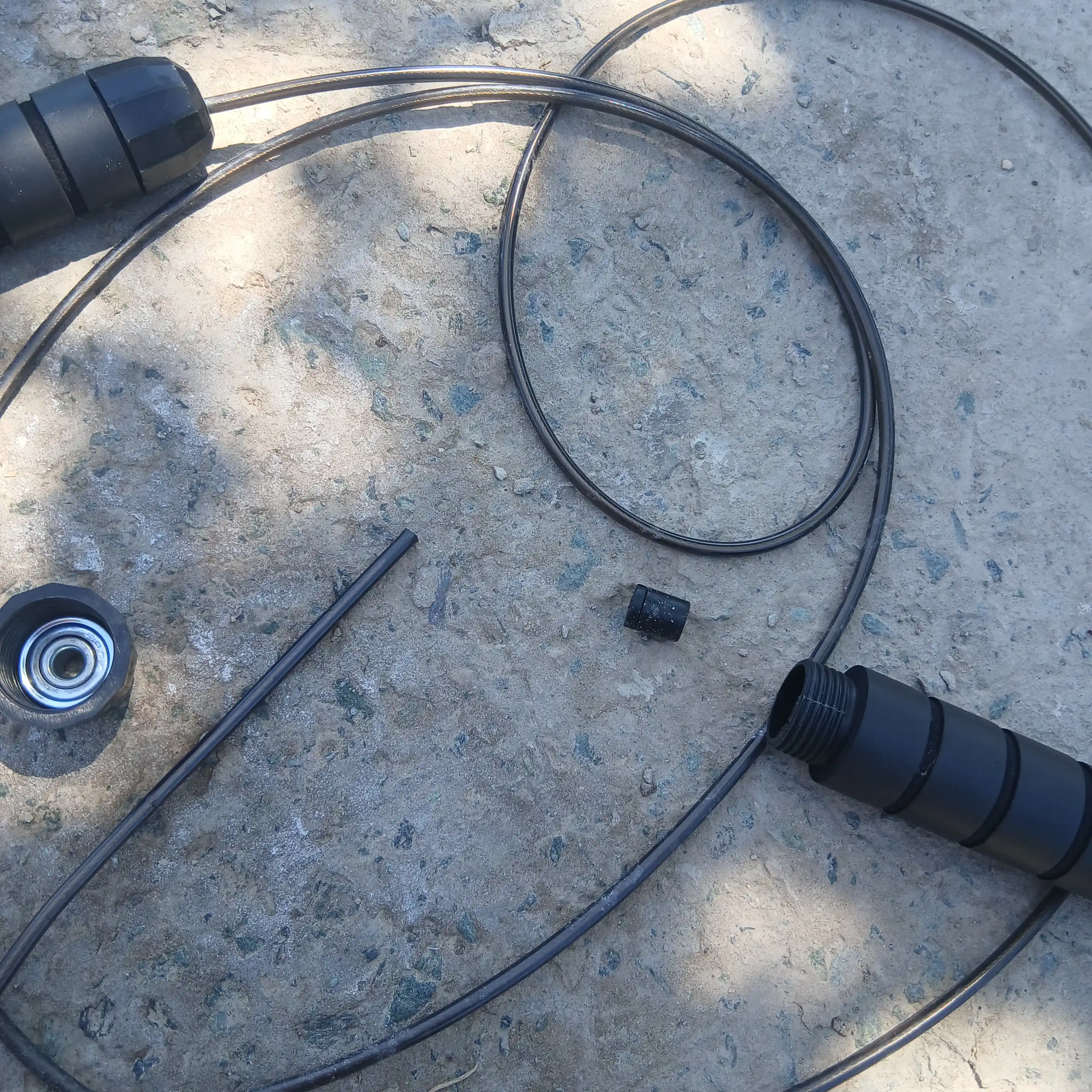 Metall arqon va podshipnikli fitnes va boks uchun tezkor sport arqonchasi