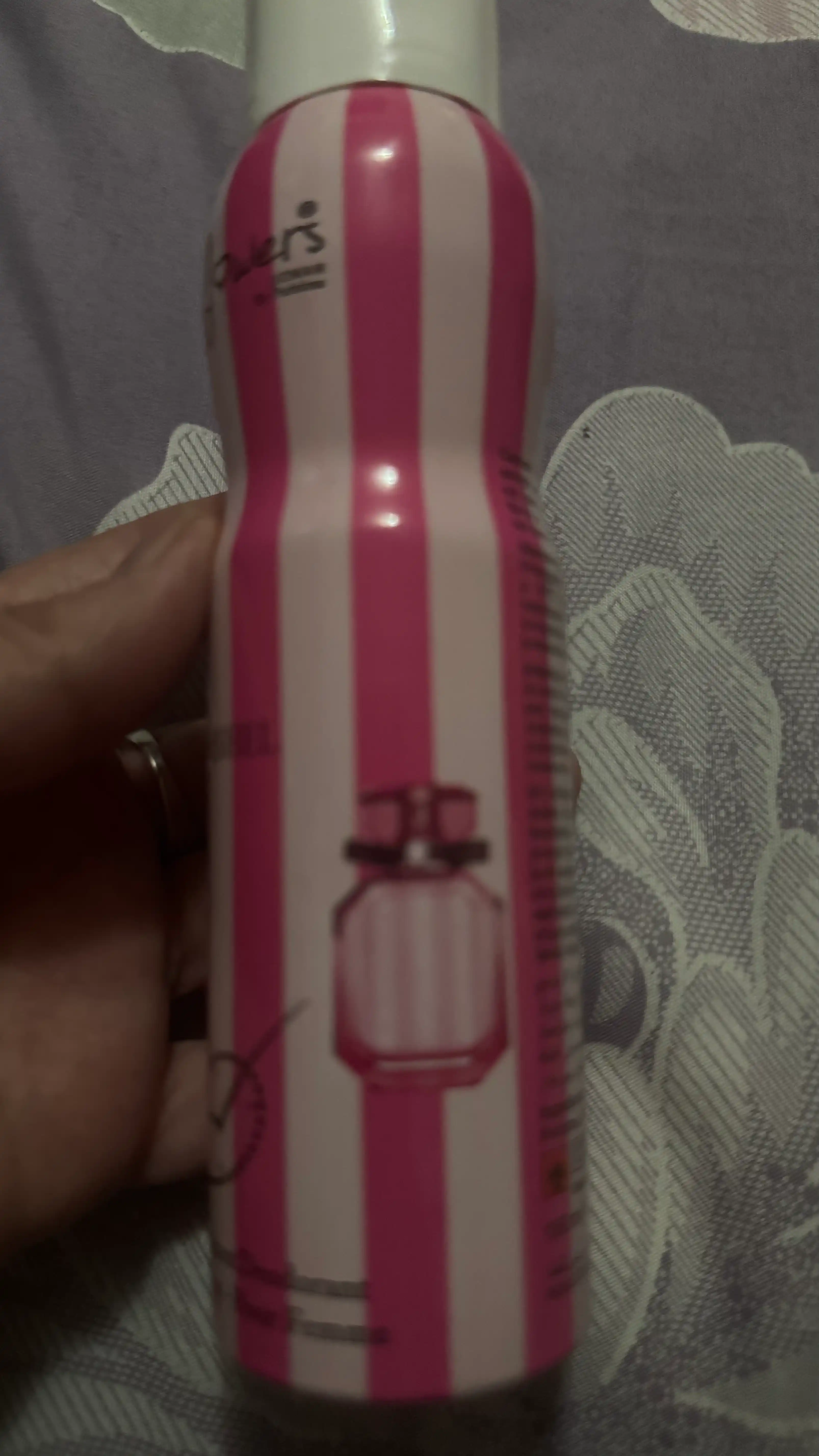 Dezodorant spreyi Oriflowers Lucia, 150 ml ayolar uchun dezodo'do'rant