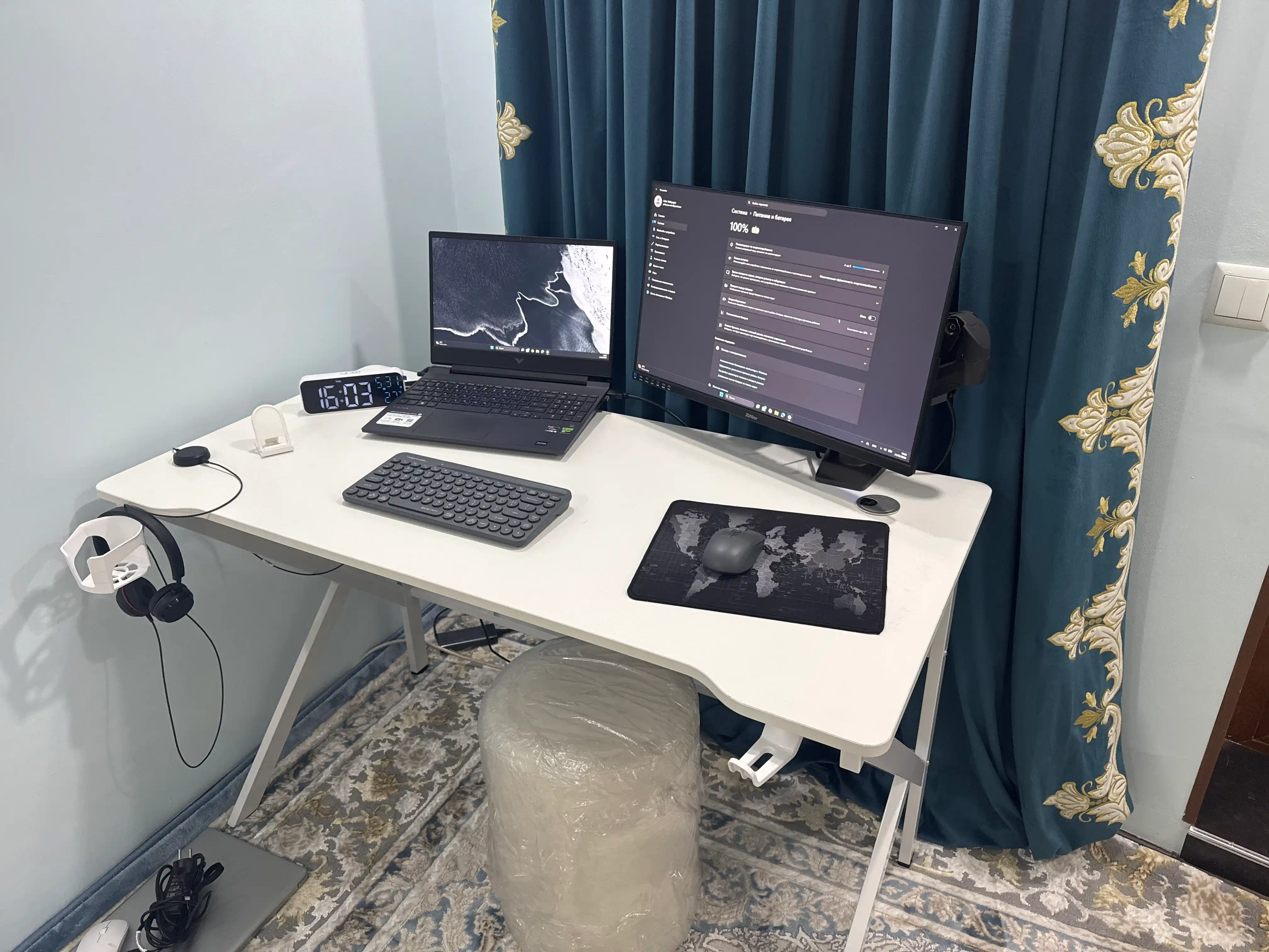 Игровой компьютерный стол, письменный стол для офиса и учебы, рабочий стол для ноутбука