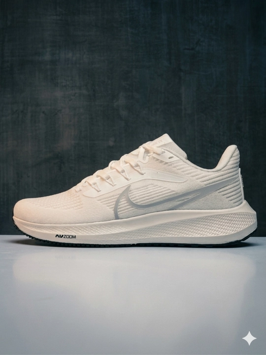 Nike erkaklar krossovkalari - yengil va nafas oladigan yozgi sport poyabzali