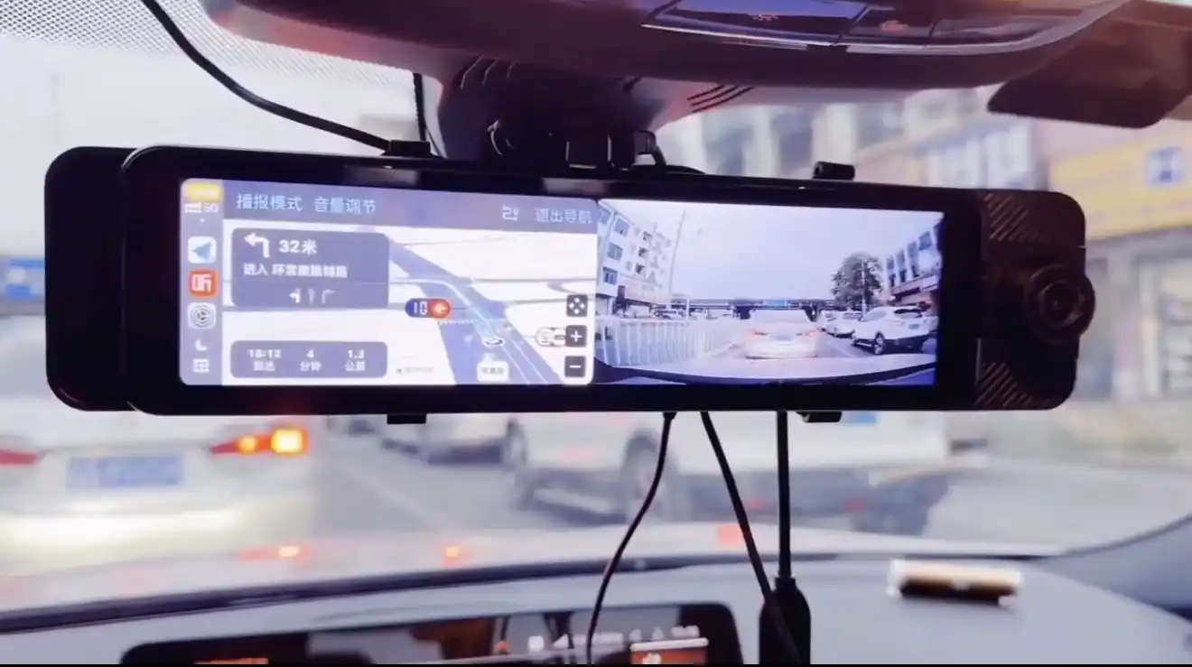 Видеорегистратор с 3 камерами, TOMBOSS T11 CAR PLAY, с антирадарным Wi-Fi видеонаблюдением
