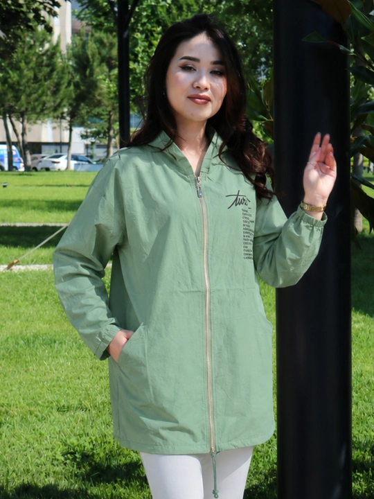 Ayollar oversize kapyushonli kurtkasi