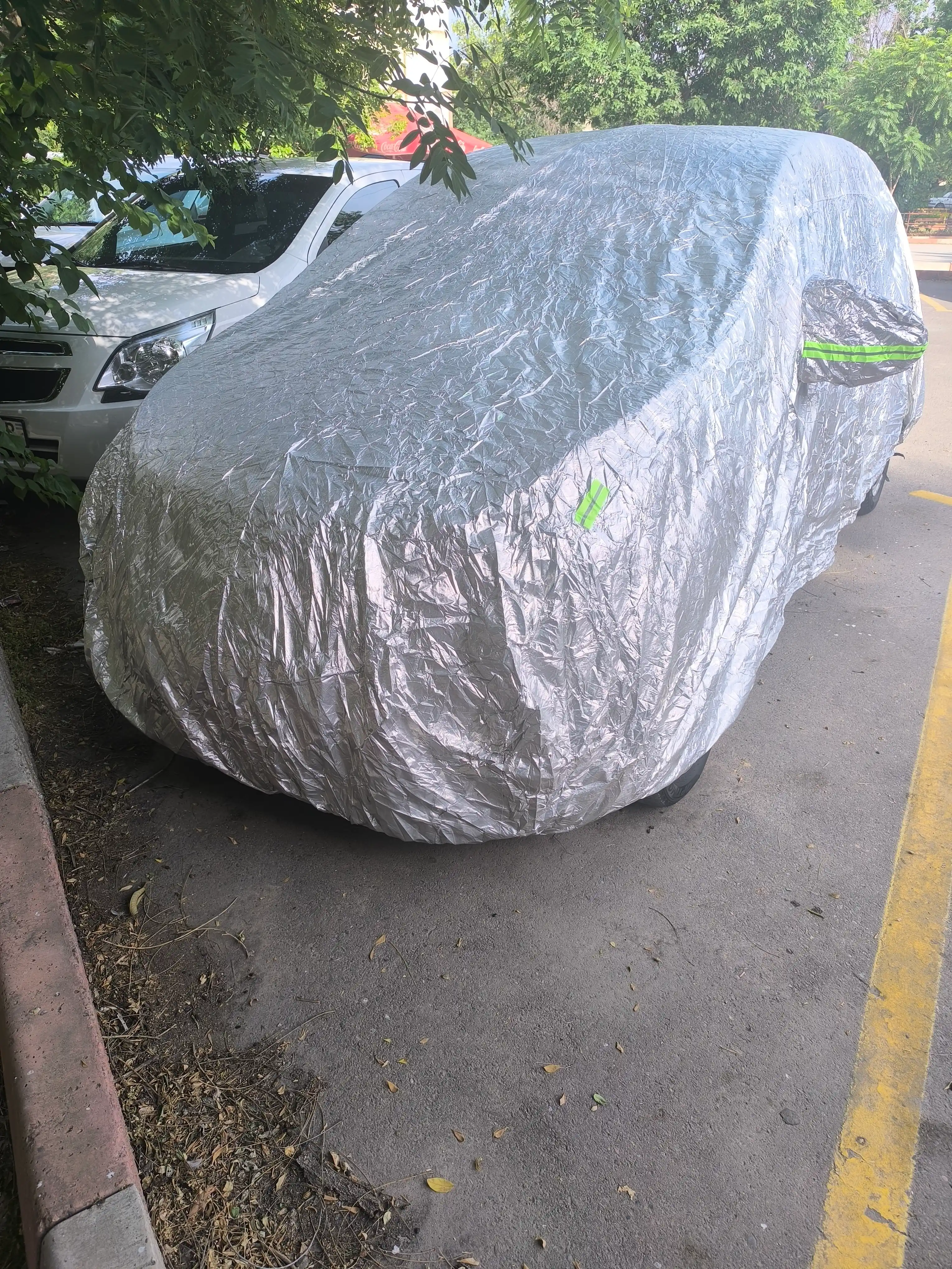 AVTOTENT universal barcha fasl uchun mos keladigan, suv oʻtkazmaydigan himoya tent g‘ilofi
