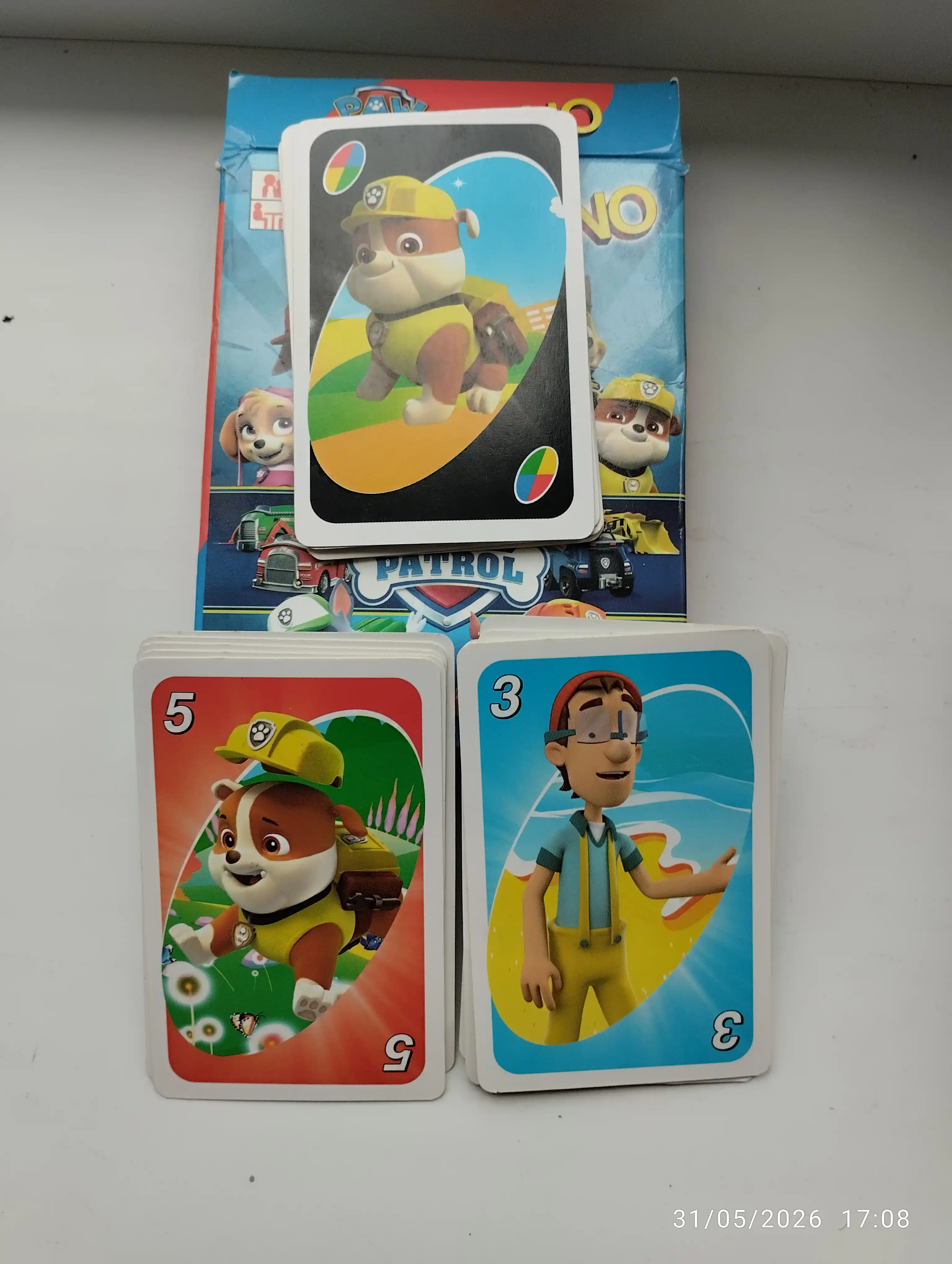 Карты UNO, карточная игра UNO, игра для детей, игральные карты, развивающая игра