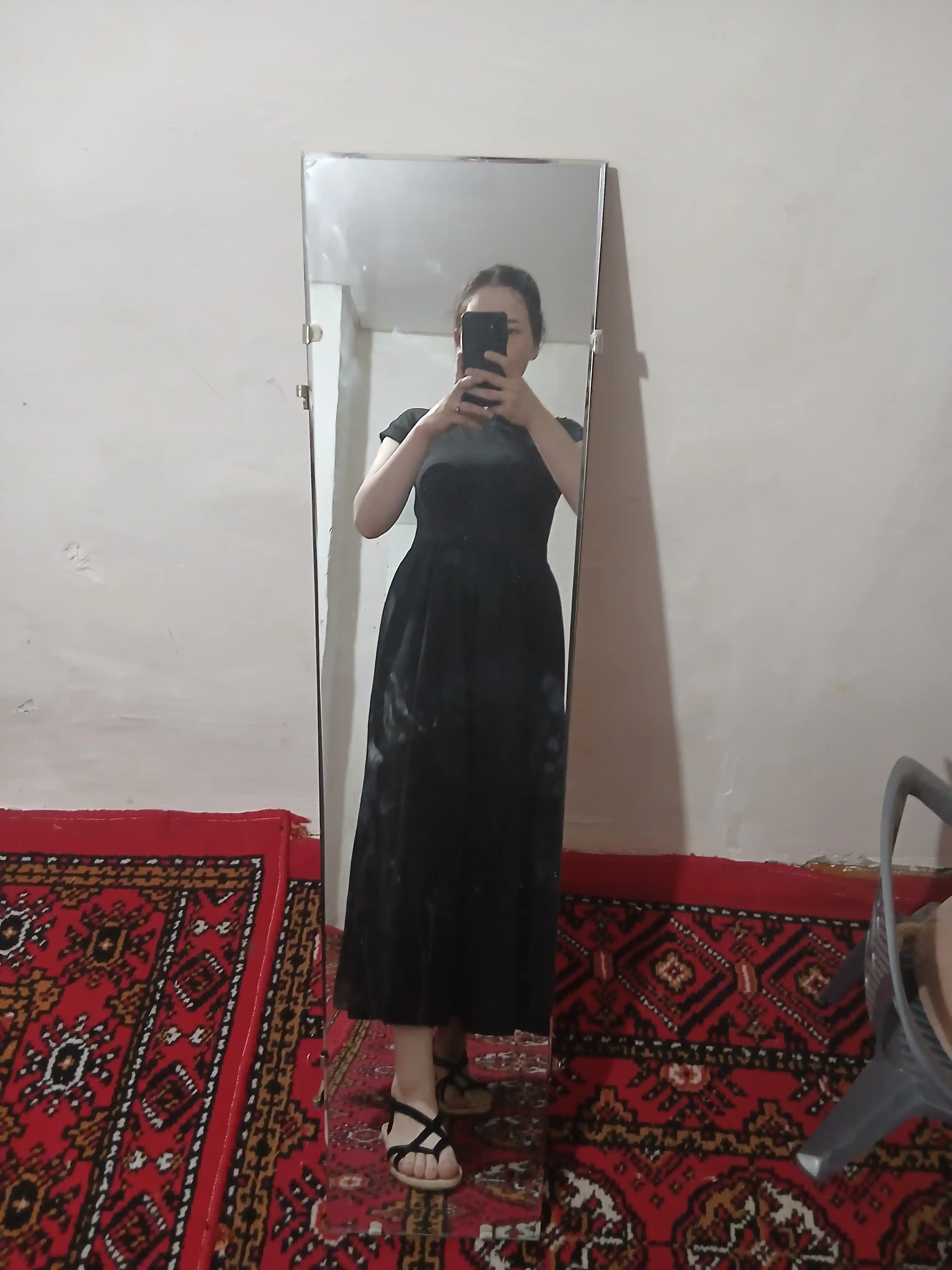 Qizlar va ayollar uchun ko`ylaklar, fransuuz uzunlikda