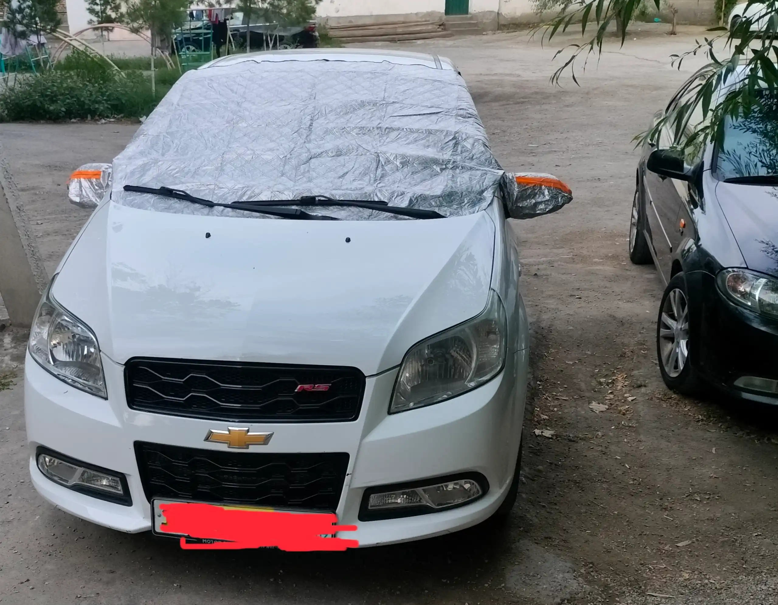 Avto tent, avtomobil old oynasi uchun quyoshdan himoya yopqichi, universal qoplama