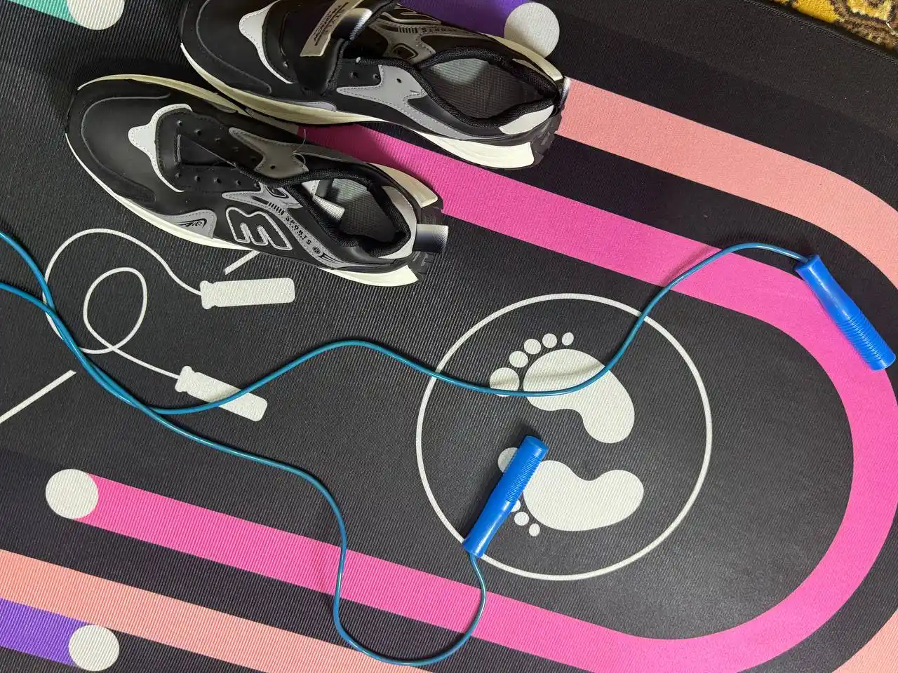 Yoga va Fitnes gilami, shovqini kamaytiruvchi sirpanmaydigan, sport mat uy va kardio uchun