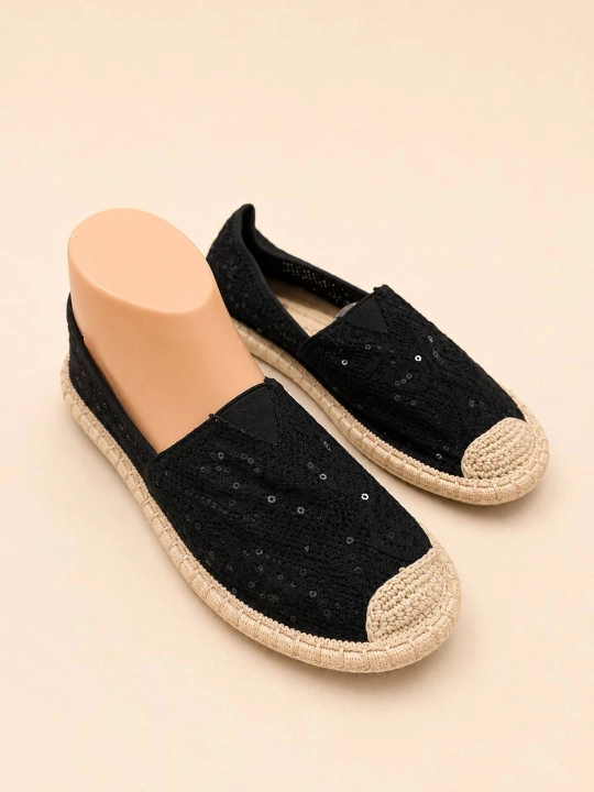 Ayollar espadrilyalari