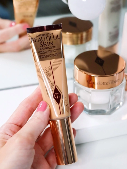 Тональная основа Charlotte Tilbury Charlotte’s Beautiful Skin Foundation, 30 мл