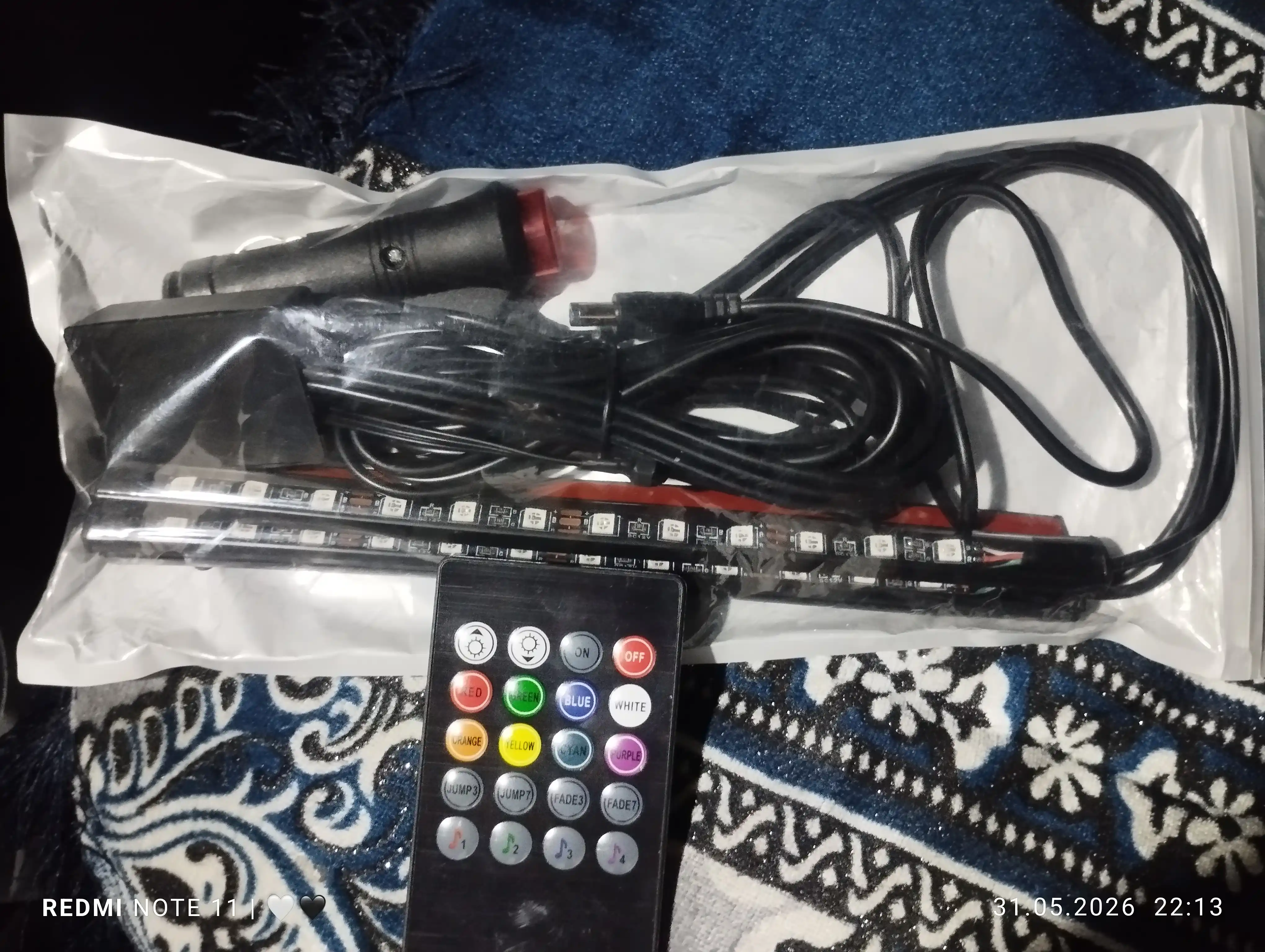 Avtomobil chiroqlari uchun LED lenta