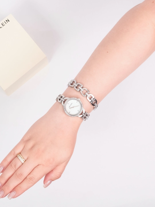 Ayollar qo'l soati Anne Klein AK4105, bilaguzuk bilan to'plam