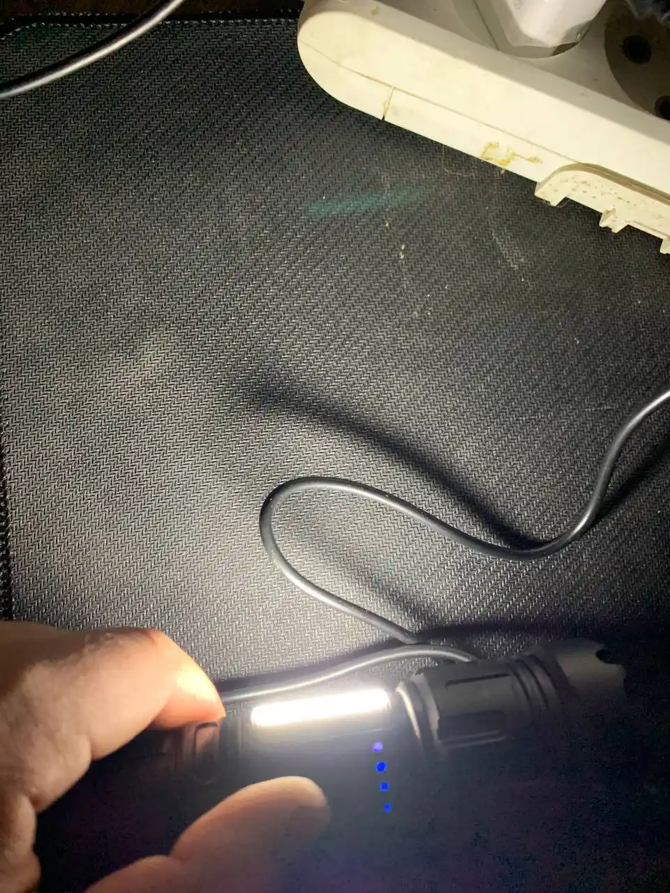 Qo'l chirog'i, 18650 akkumulyator va bilaguzuk bilan, 7 rejim, PowerBank va magnit bilan