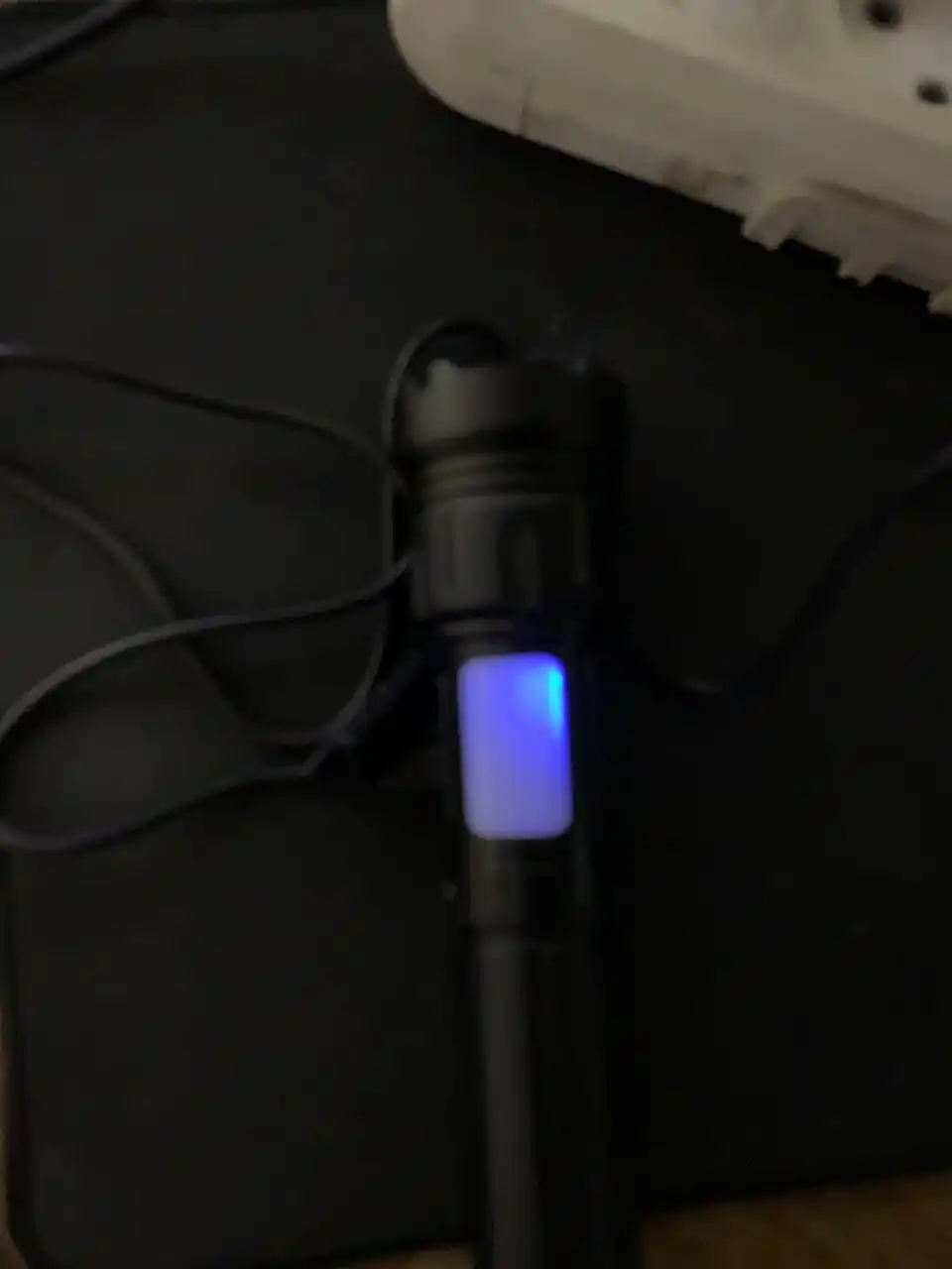 Qo'l chirog'i, 18650 akkumulyator va bilaguzuk bilan, 7 rejim, PowerBank va magnit bilan