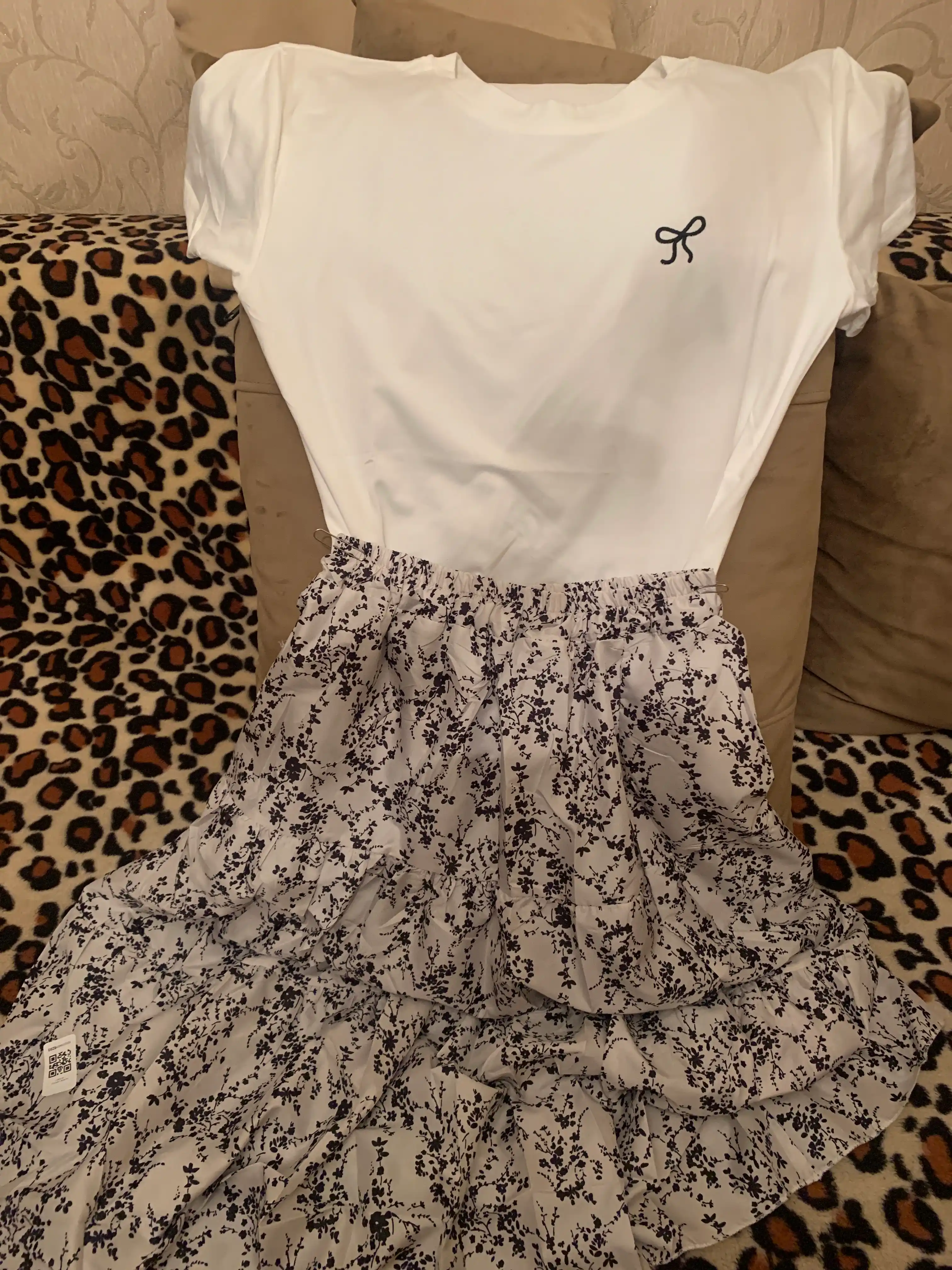 Ayollar yubkasi, uzun, gul naqshli, yozgi, qora/oq, S-XL