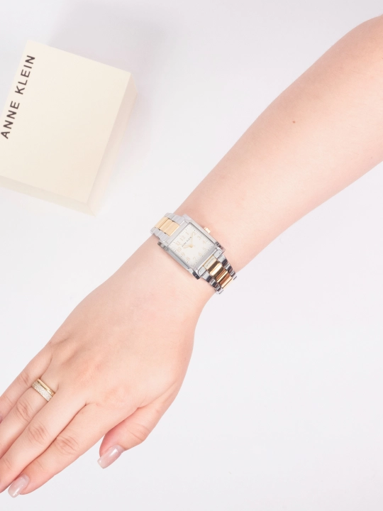 Ayollar qo'l soati Anne Klein AK3955
