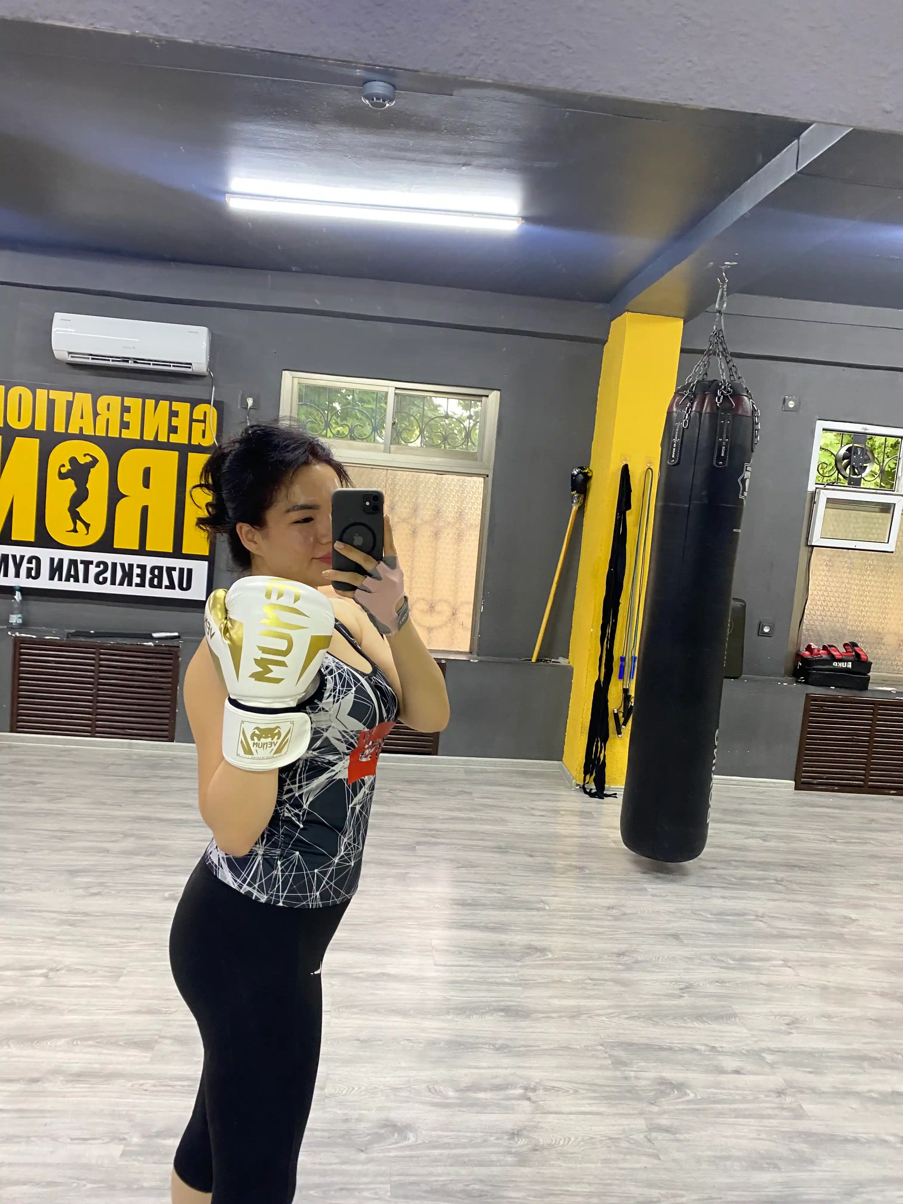Venum boks qo‘lqoplari — boks, sparring va fitnes uchun professional qo‘lqoplar, 10–14 oz