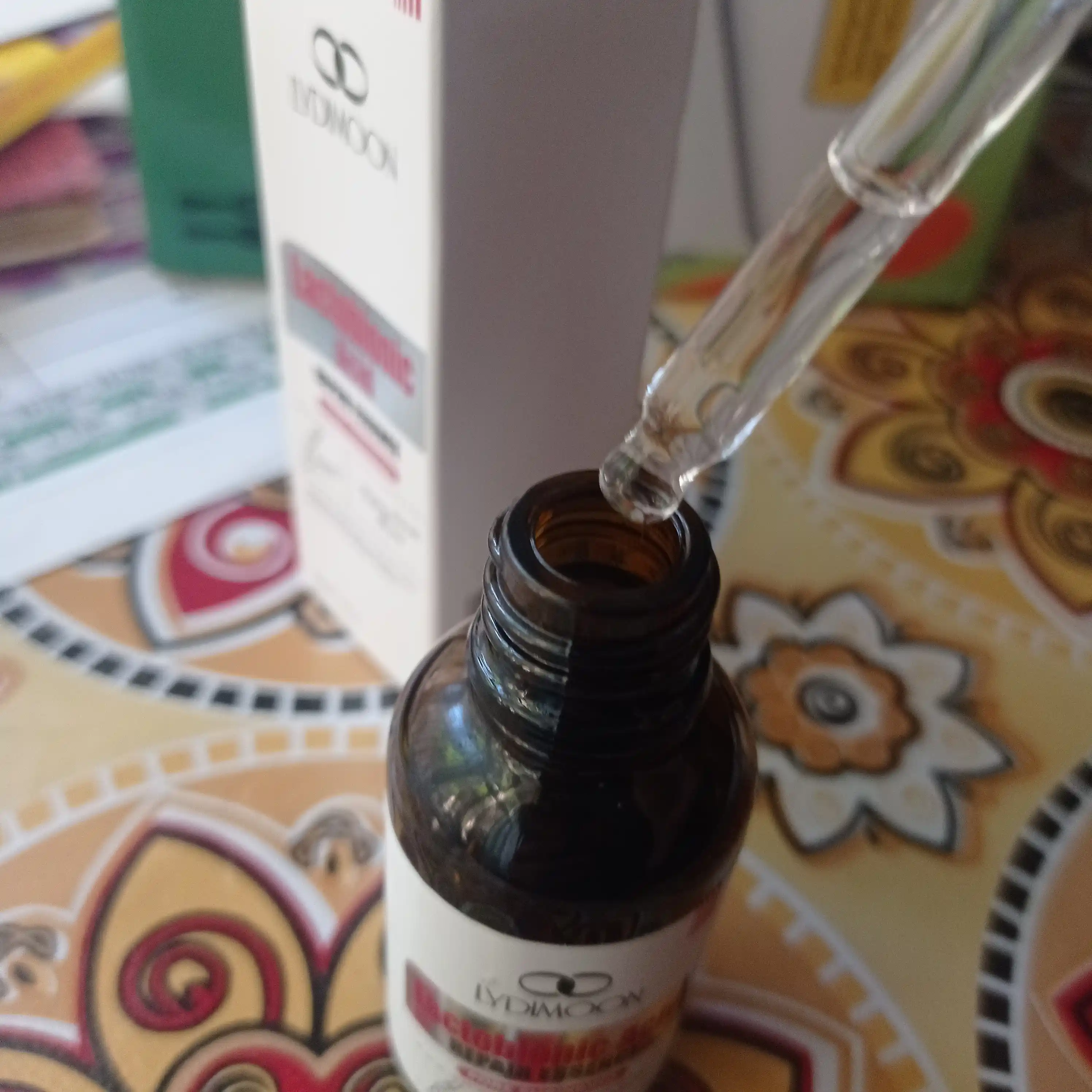 LYDIMOON Laktobion kislotasi ko'zalarni toraytiruvchi mohiyat 30 ml
