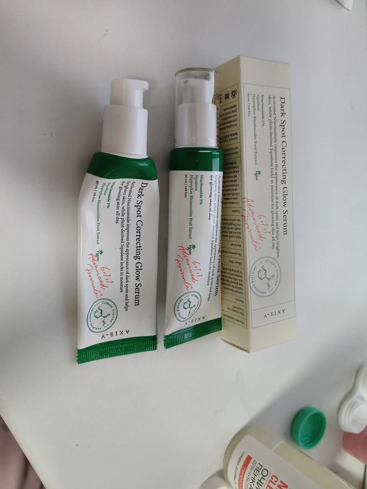 AXIS-Y Dark Spot Correcting Glow Serum 50 ml — осветляющая сыворотка от пигментных пятен