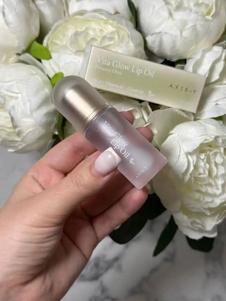 AXIS-Y Vita Glow Lip Oil увлажняющее веганское масло для губ, с витамином E, 4.5 г