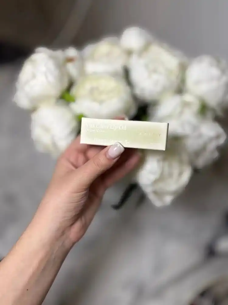 AXIS-Y Vita Glow Lip Oil увлажняющее веганское масло для губ, с витамином E, 4.5 г