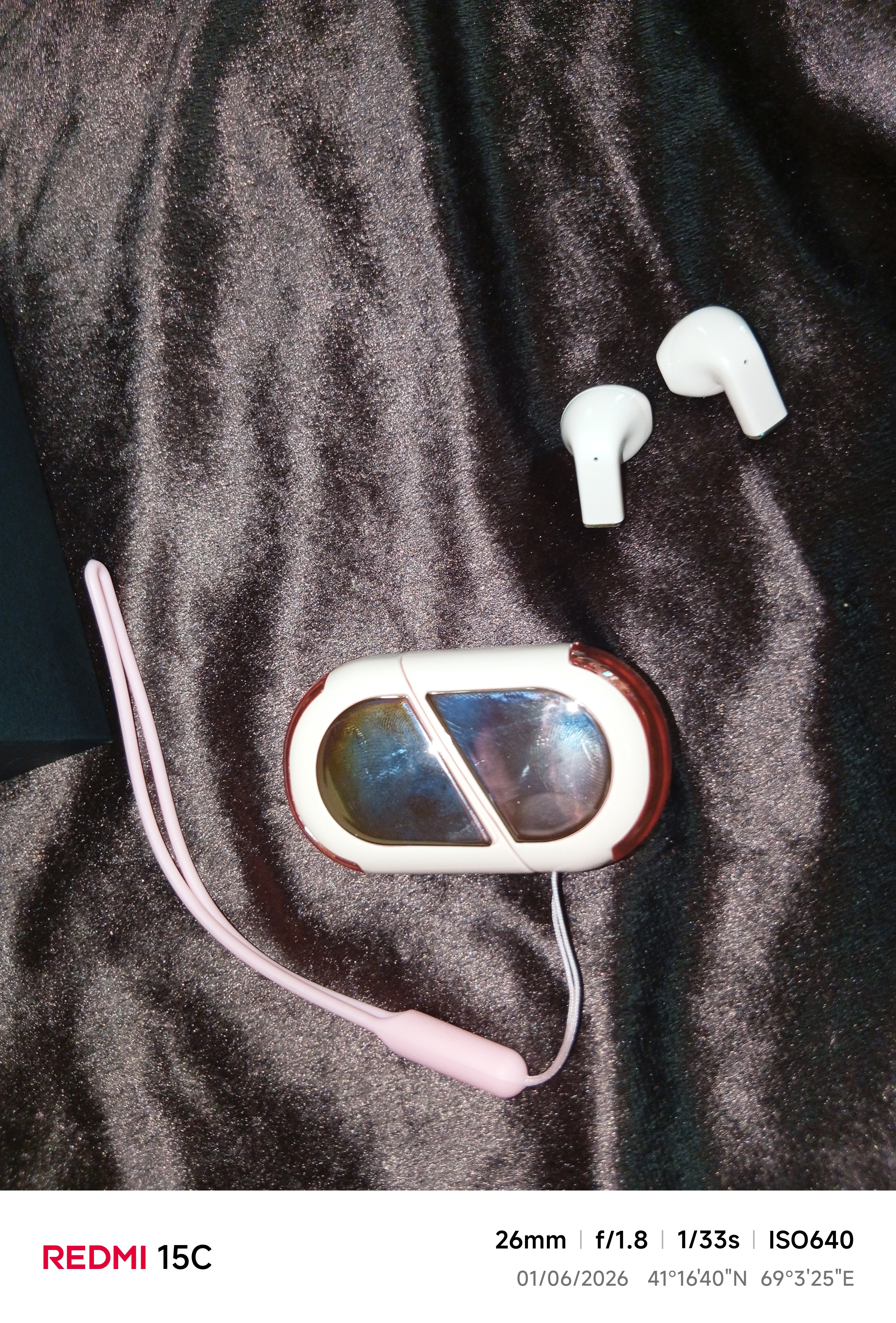 K520 Bluetooth 5.3 quloqchinlar, simsiz, mini, yurak shaklidagi buklanadigan keys