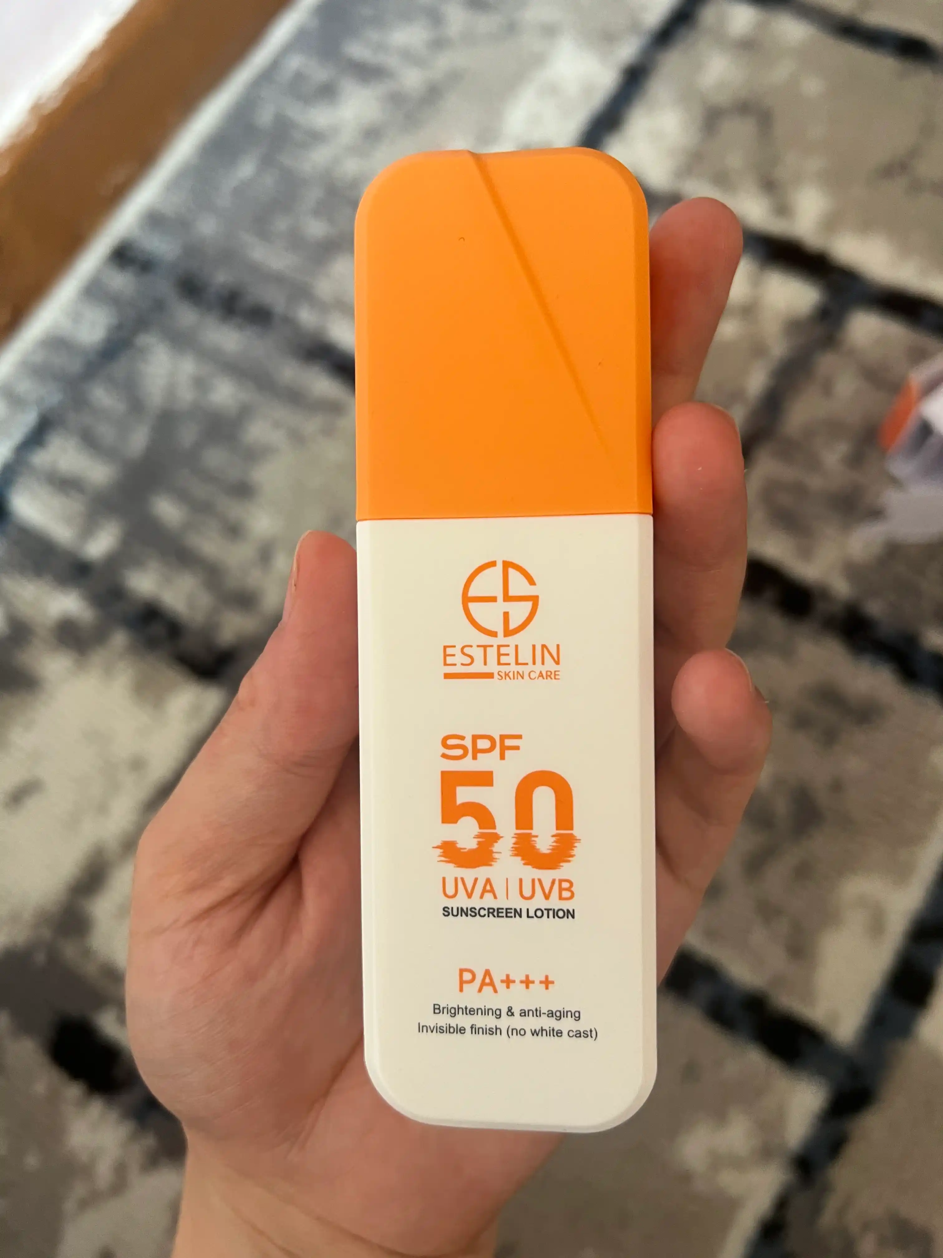 Quyoshdan himoya qiluvchi losyon Estelin SPF 50, namlantiruvchi, tana, yuz