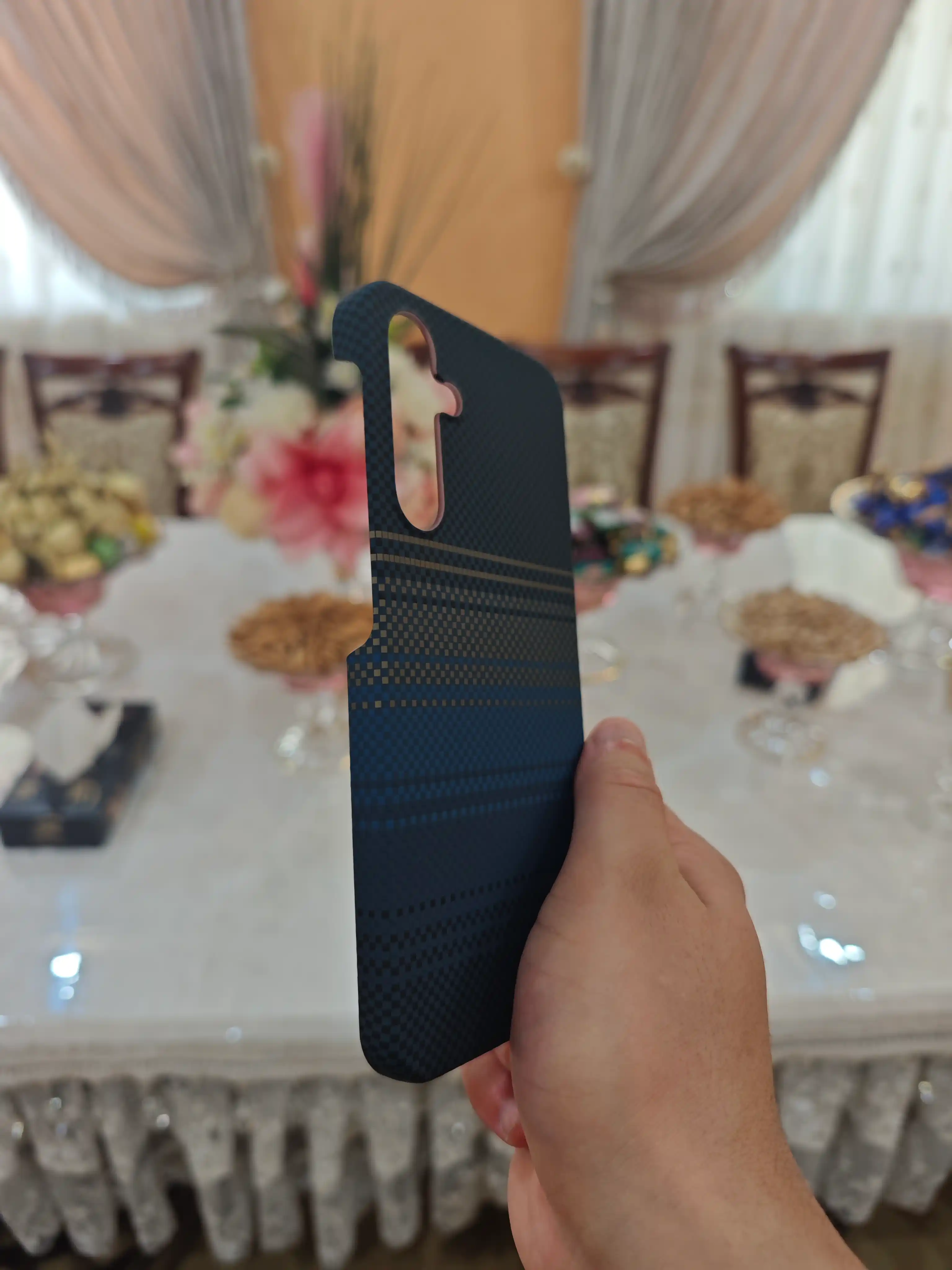 Samsung Galaxy A14, A15, A16, A17, A35, A54, A55, A56 uchun karbonli chexol — magsafe