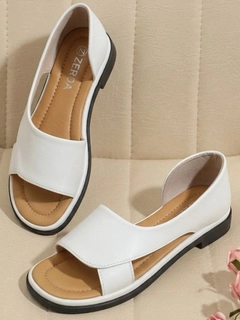 Белый