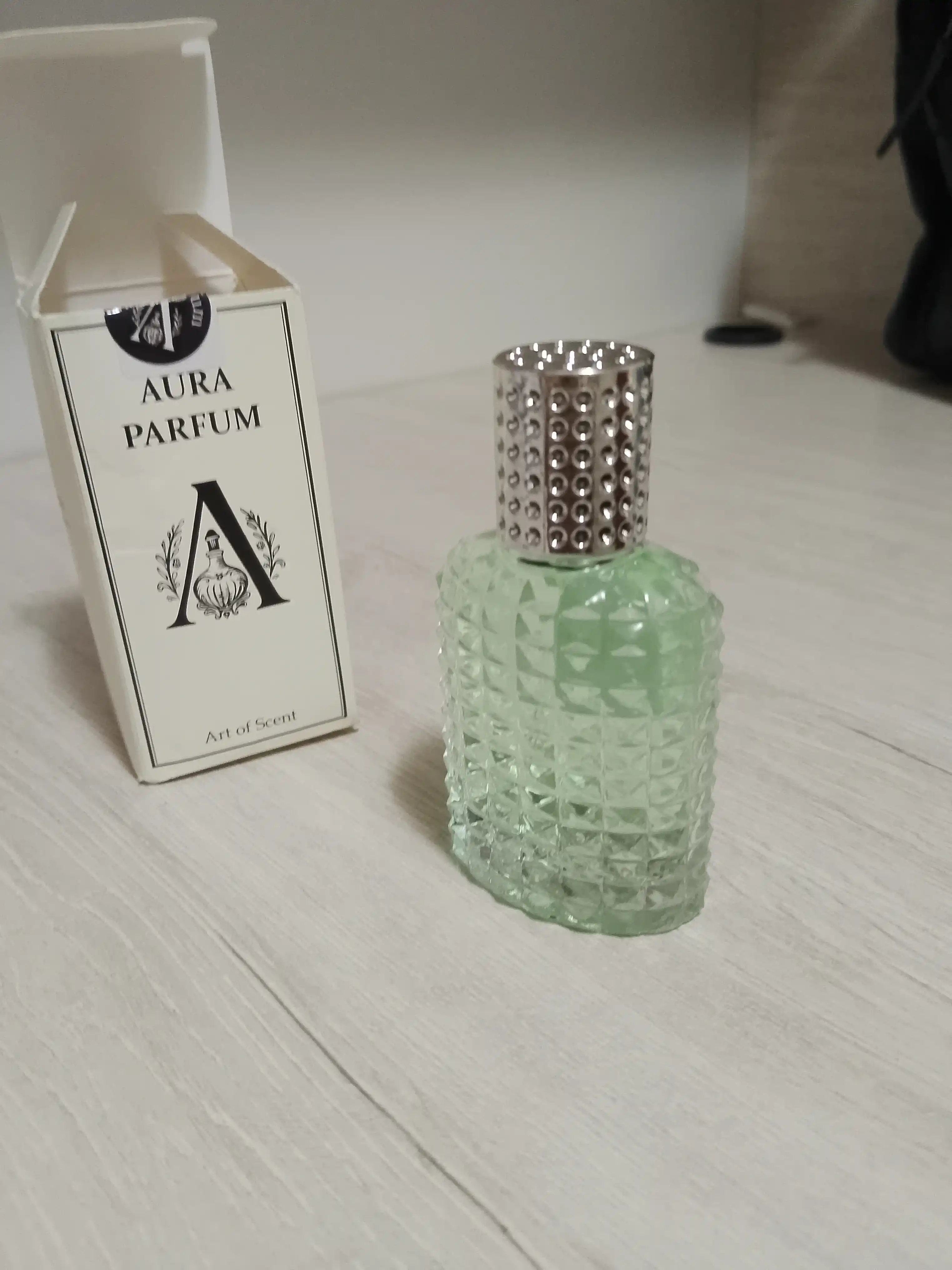 Atirlar ayollar va erkaklar uchun Louis Vuitton Afternoon Swim atir unisex, yoz kuzgi, duxi