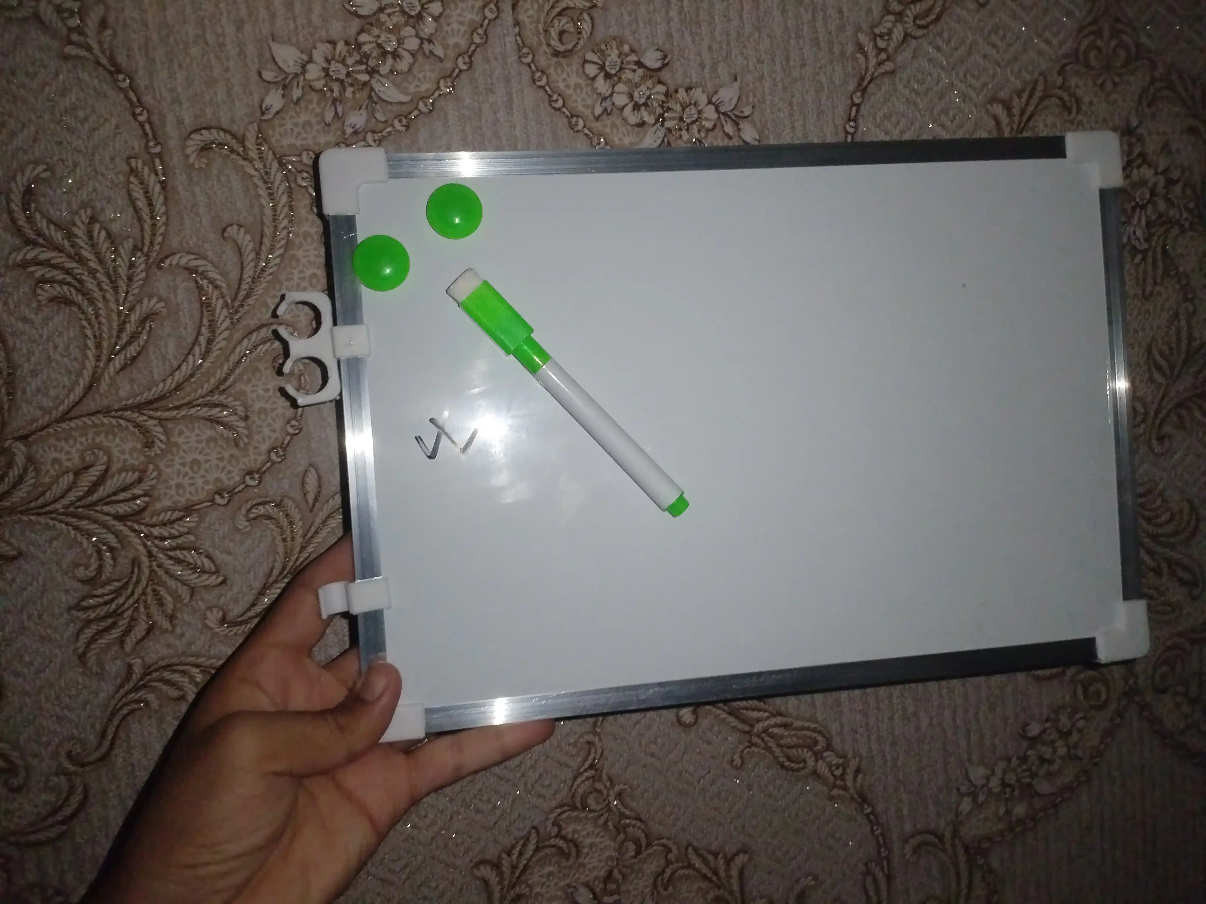 Magnitli doska, ikki tomonlama. +(sovg'a) marker, 2 ta magnit