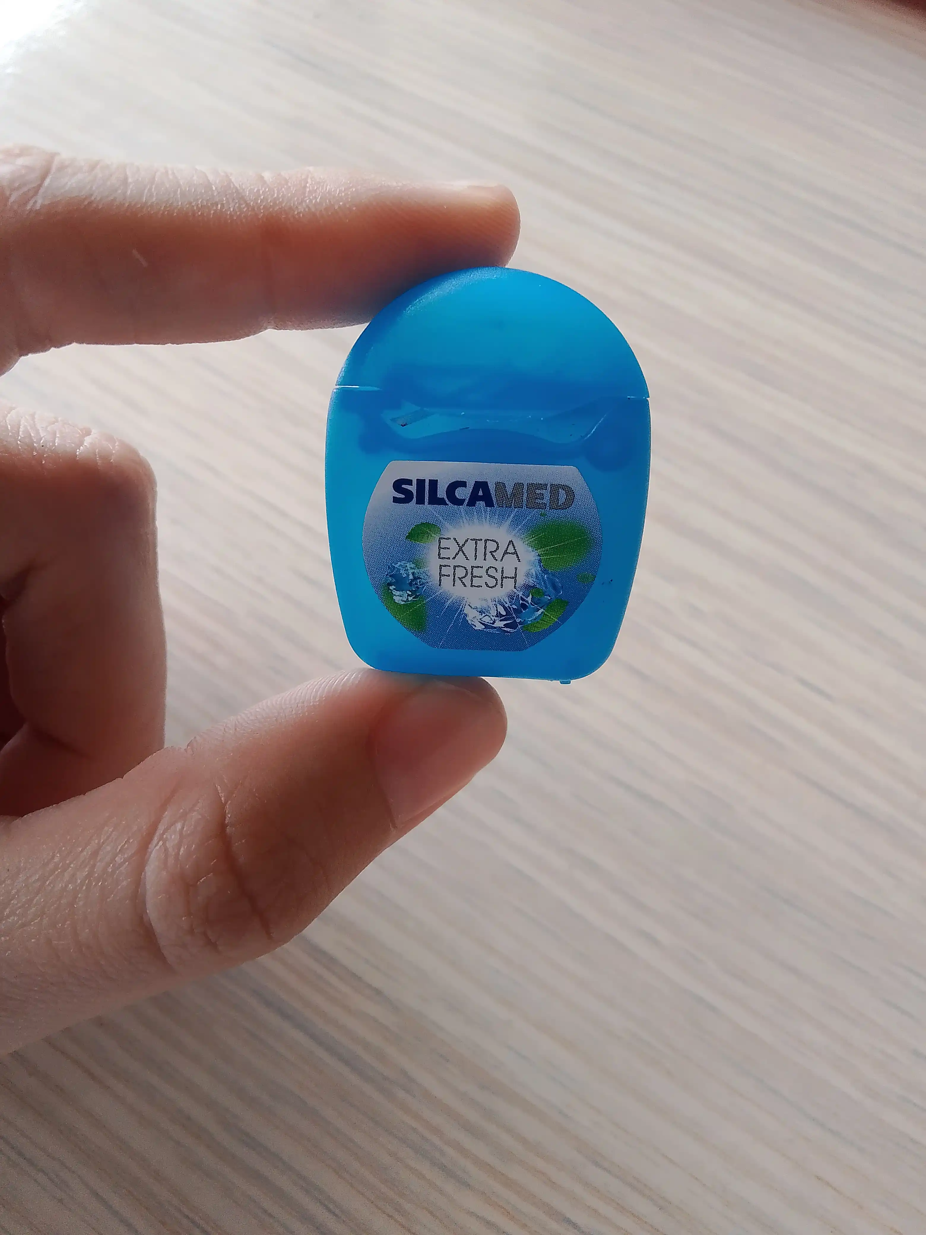 Зубная нить Silca Med Extra Fresh, экстракт мяты, 10 м