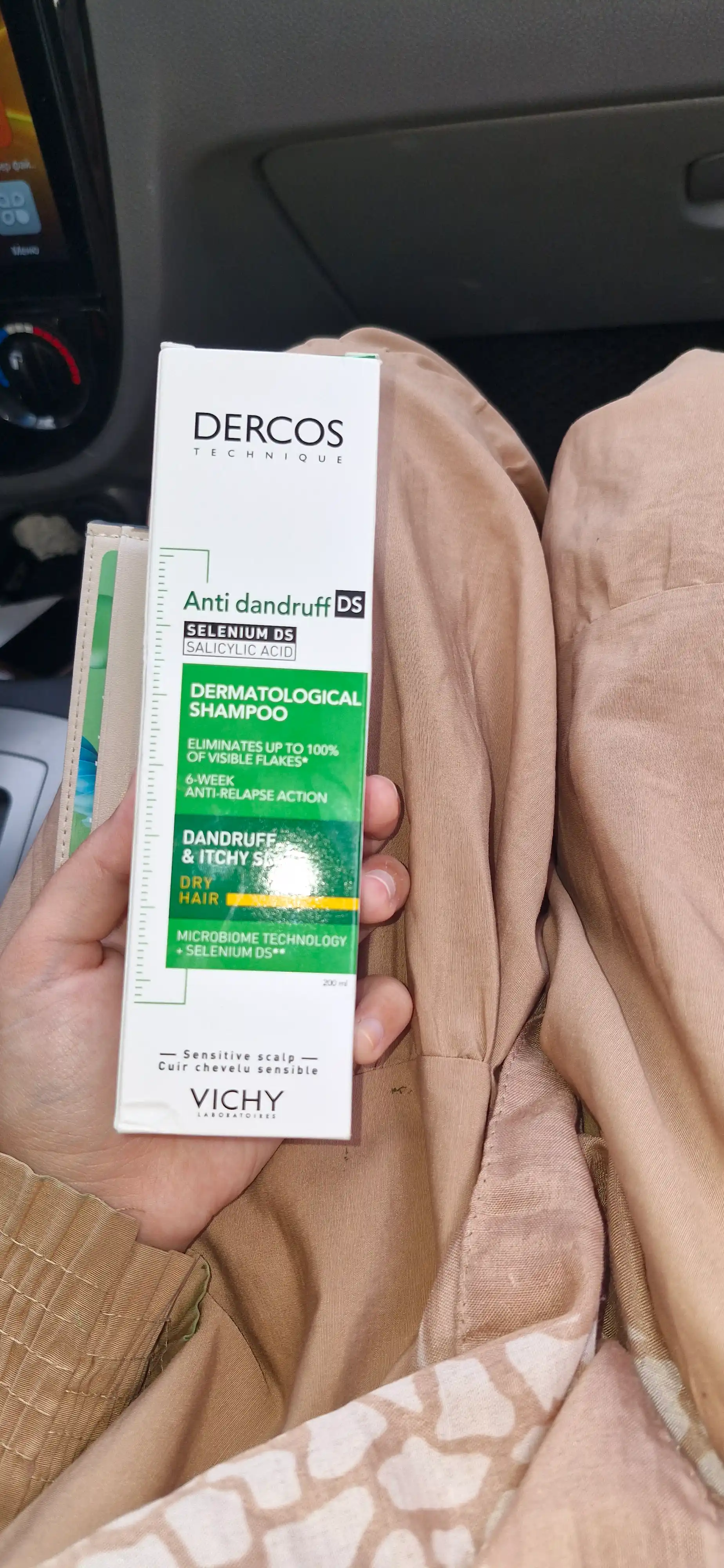 Intensiv shampunni parvarish qilish VICHY DERCOS, quruq sochlar uchun kepekka qarshi, 200 ml