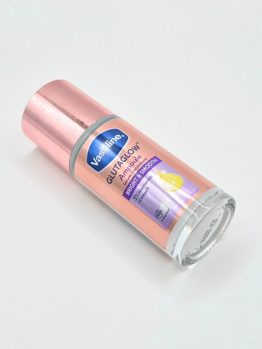 Rolikli dezodorant Vaseline GlutaGlow Ampoule Bright & Smooth, silliqlovchi effekt, 45 ml